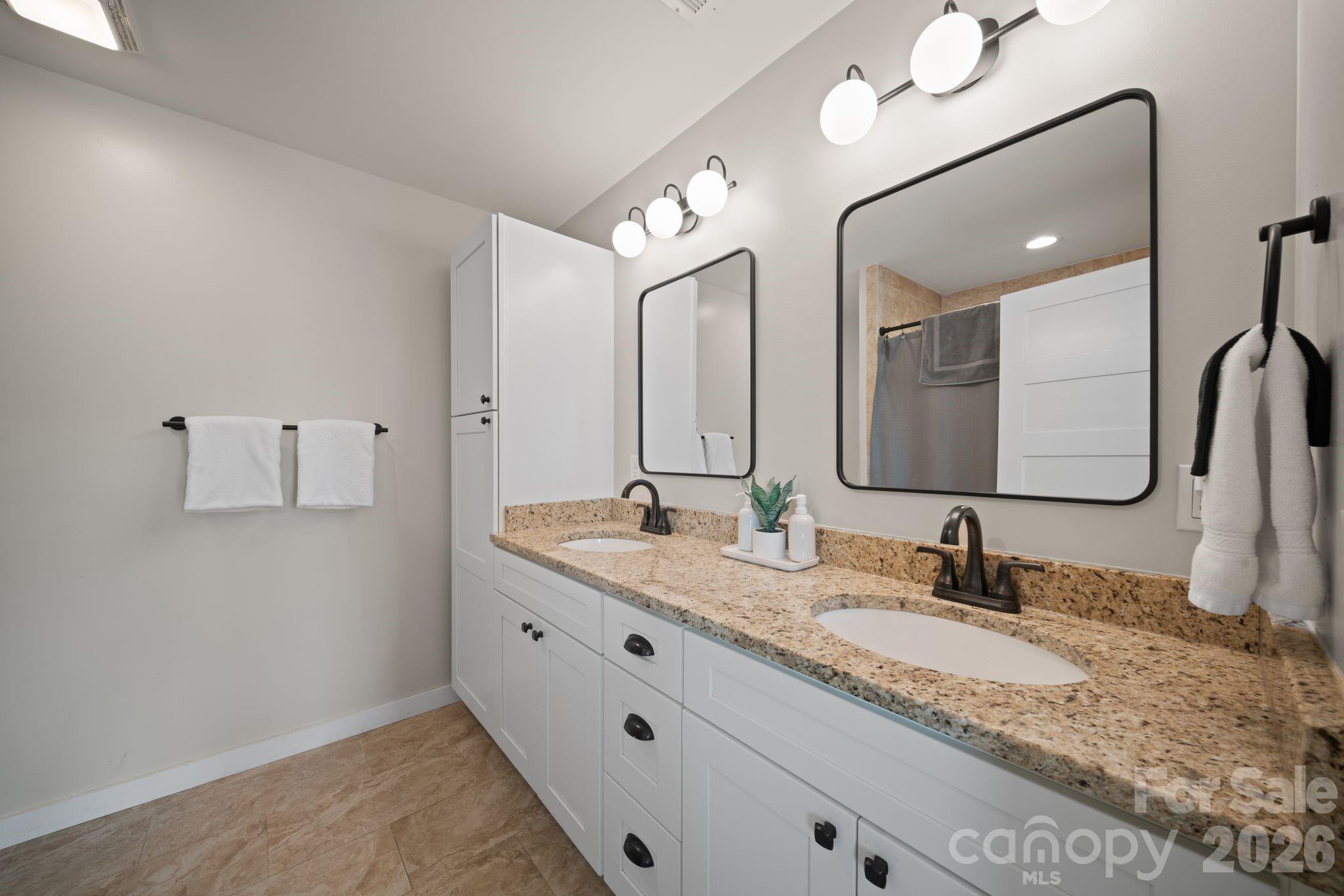 79 Trillium Way — Bryson City