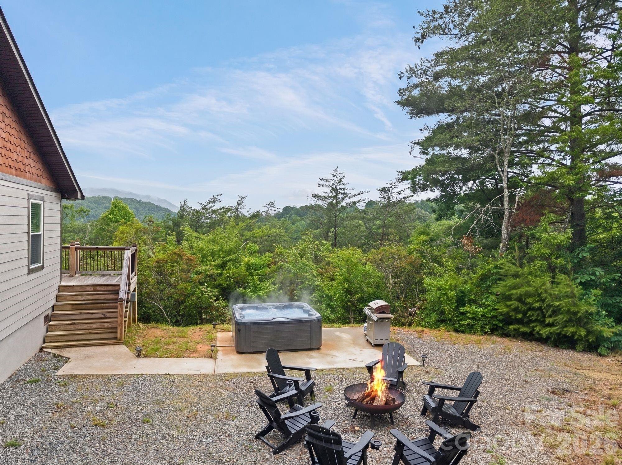 79 Trillium Way — Bryson City