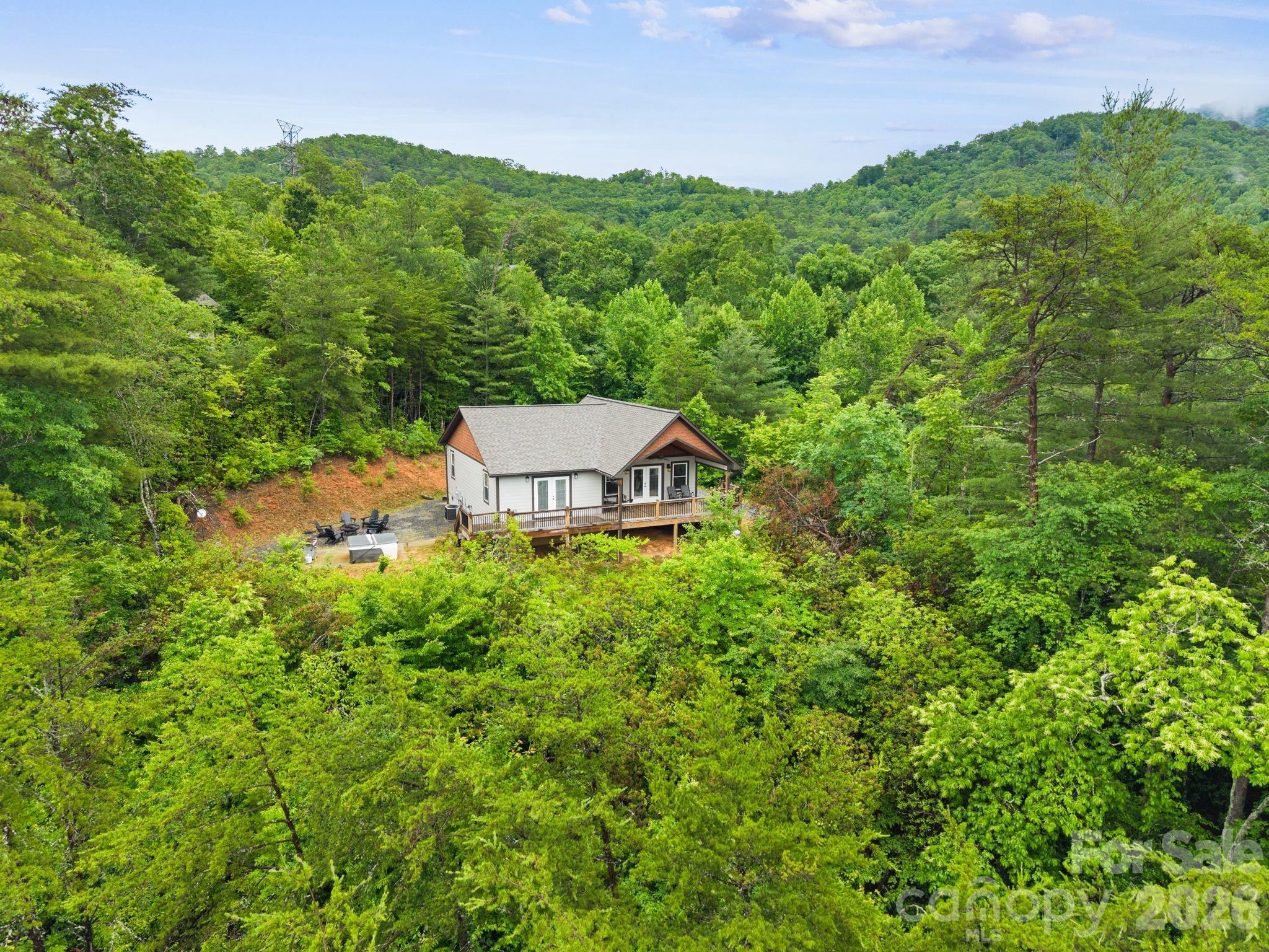 79 Trillium Way — Bryson City