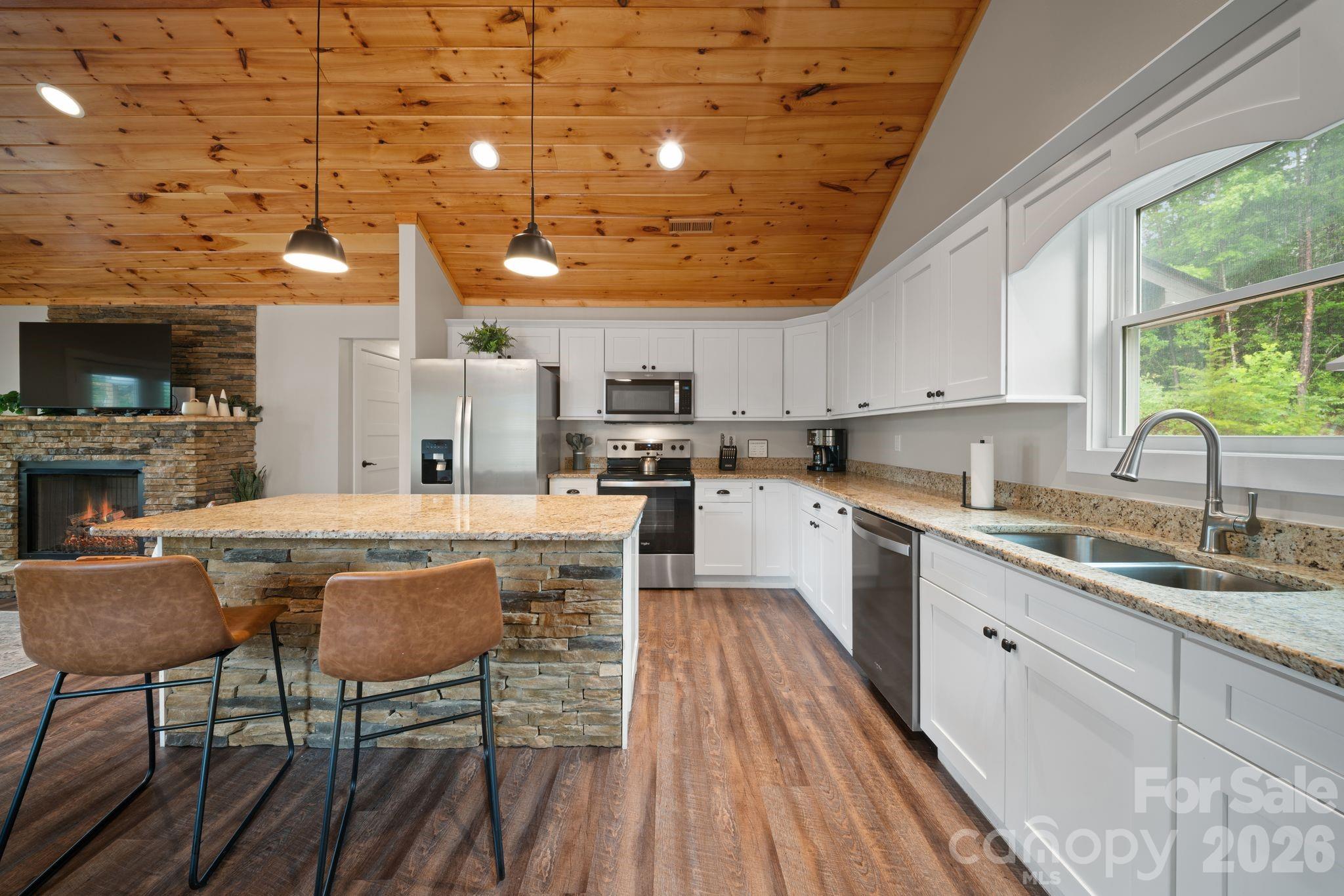 79 Trillium Way — Bryson City