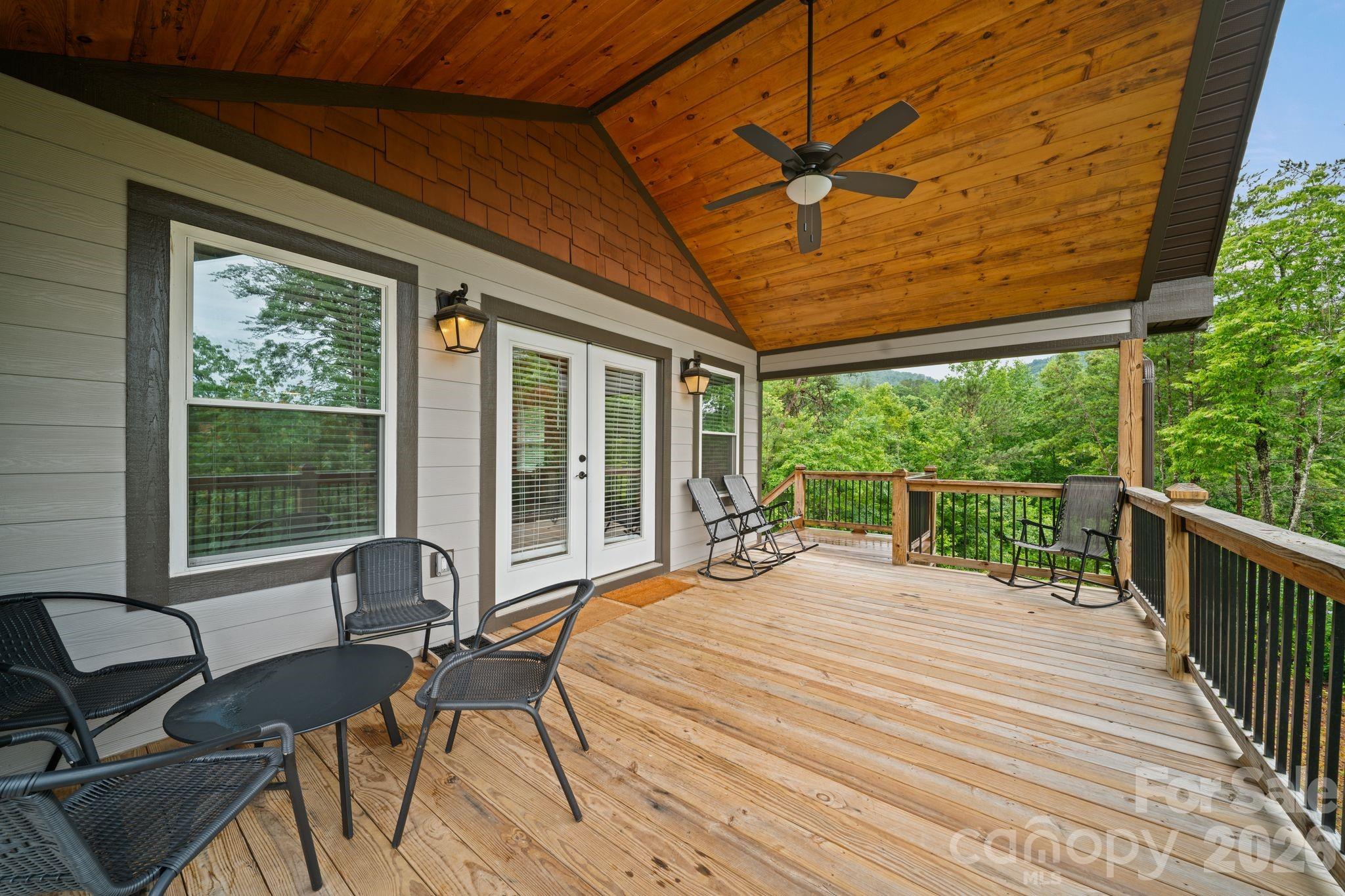 79 Trillium Way — Bryson City