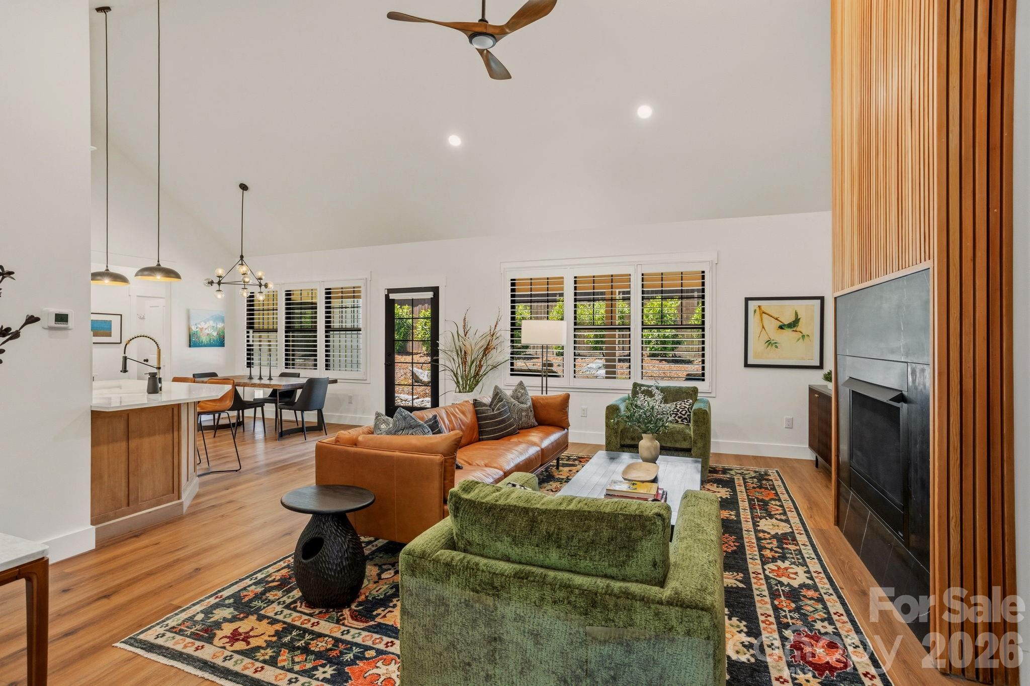 710 Knollwood Drive — Hendersonville