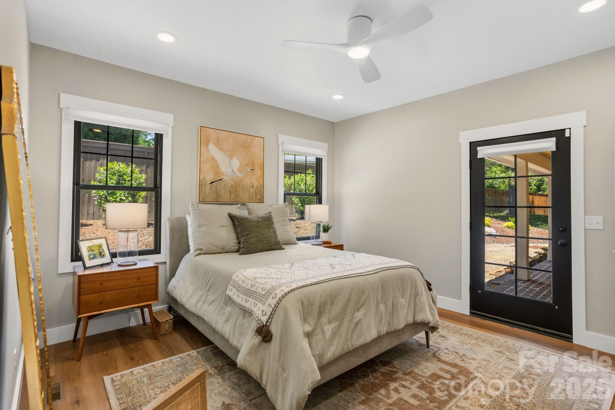 710 Knollwood Drive — Hendersonville