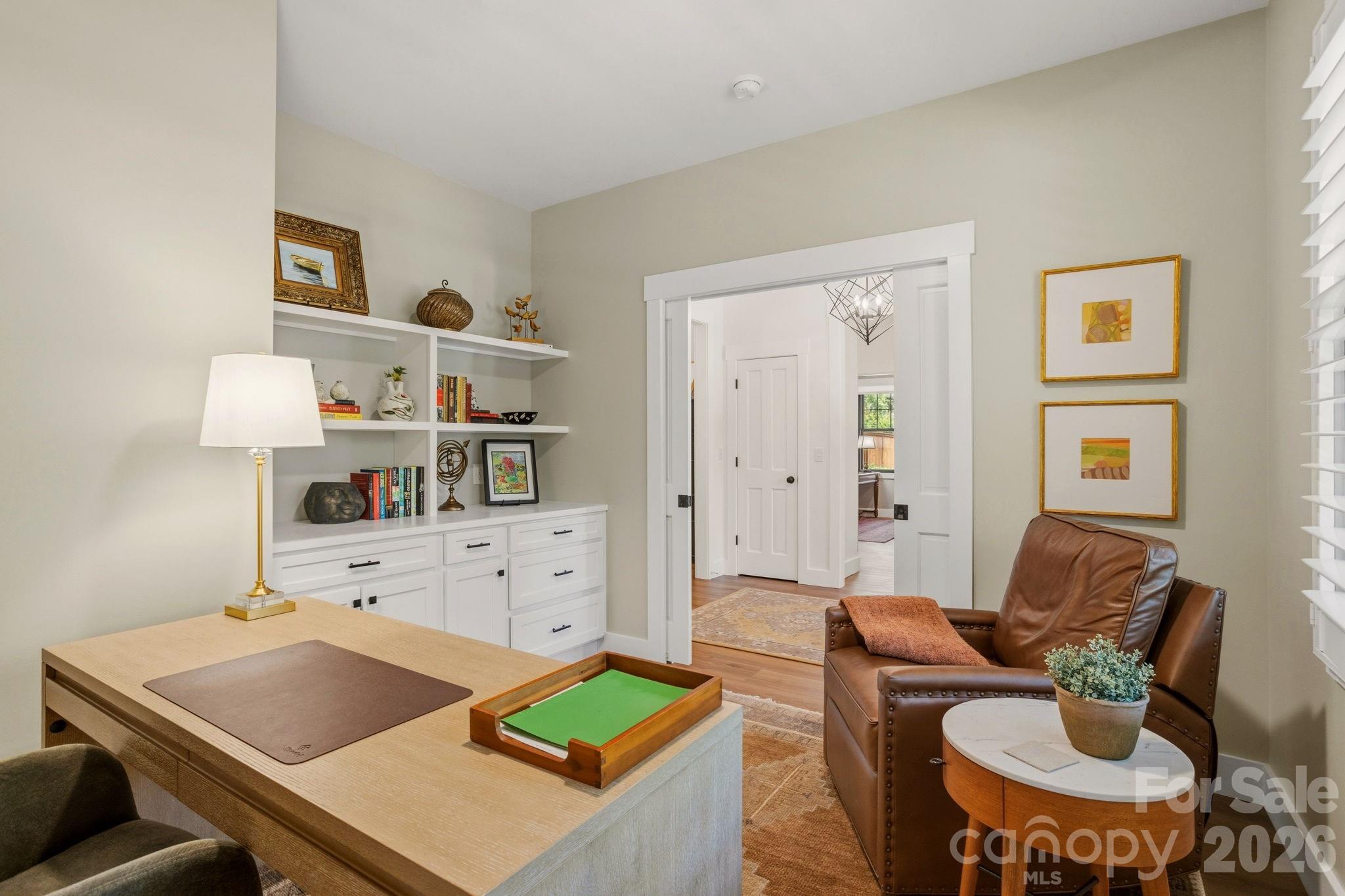710 Knollwood Drive — Hendersonville