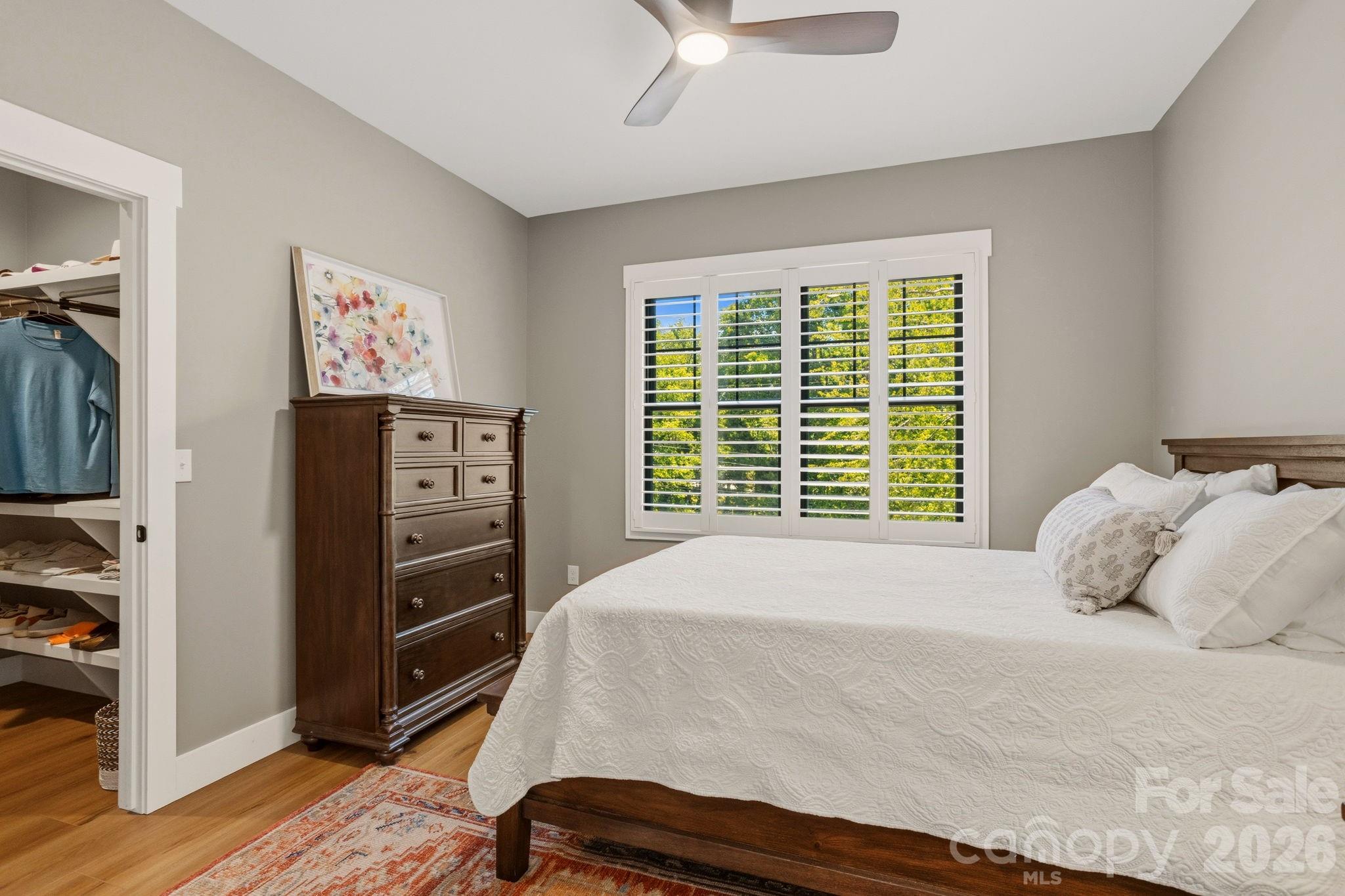710 Knollwood Drive — Hendersonville