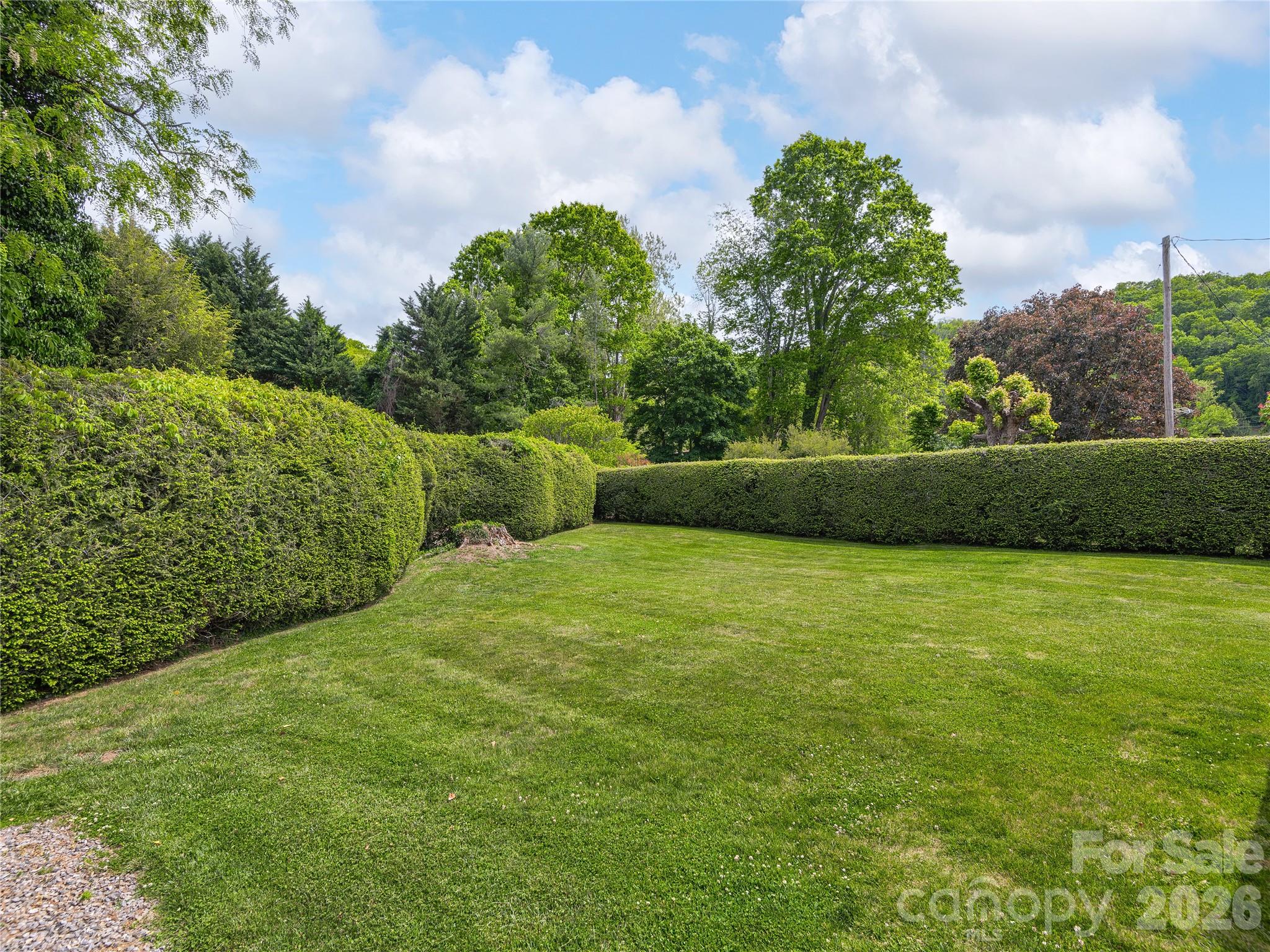 125 Playground Court — Waynesville