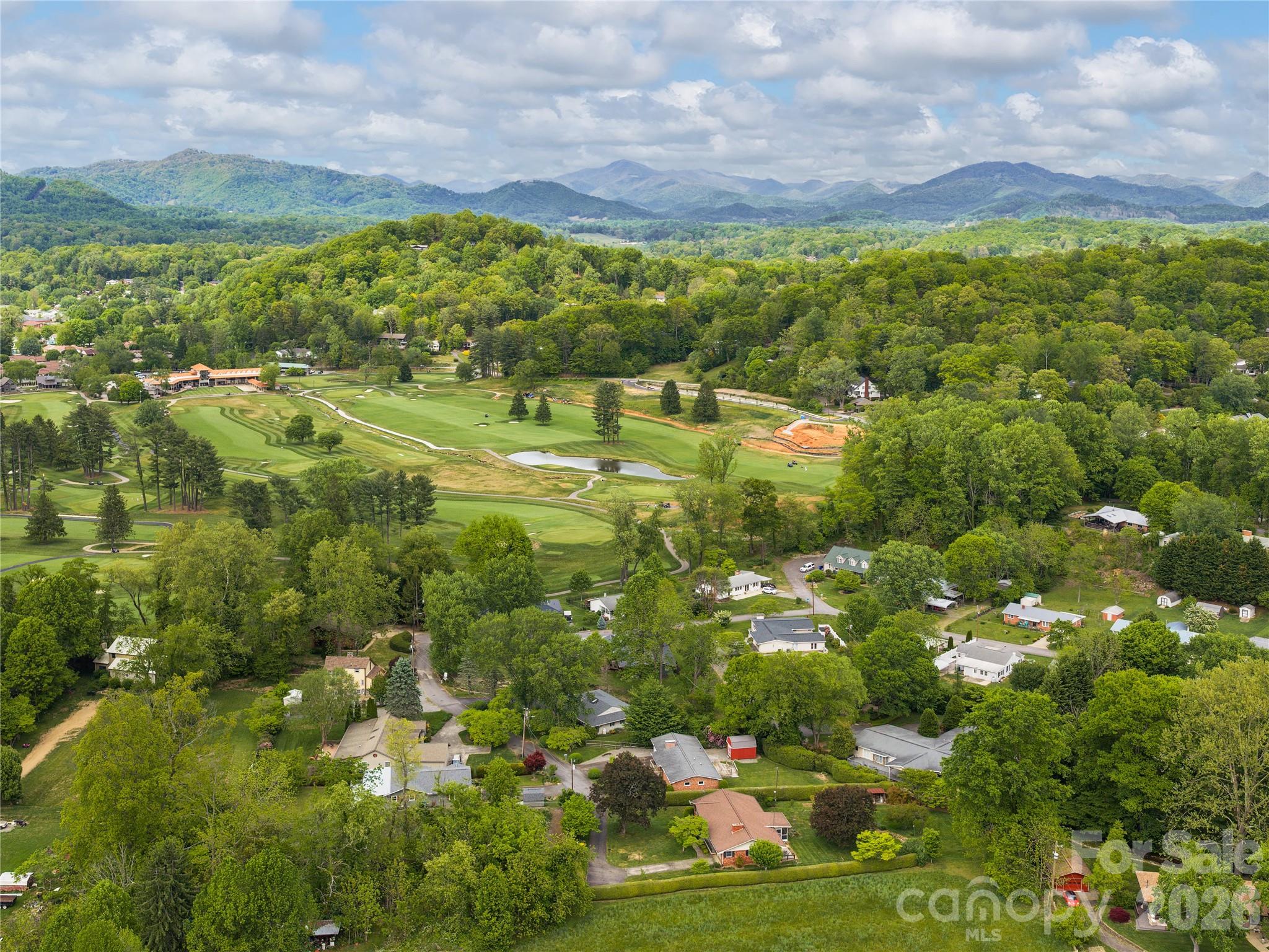 125 Playground Court — Waynesville