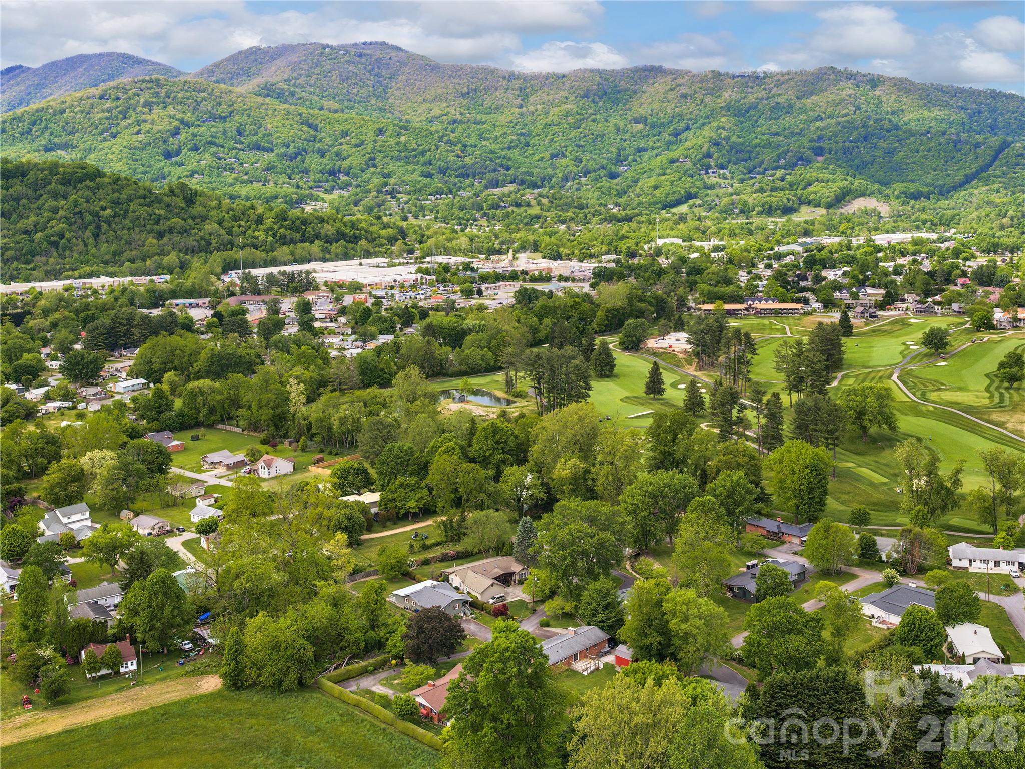 125 Playground Court — Waynesville