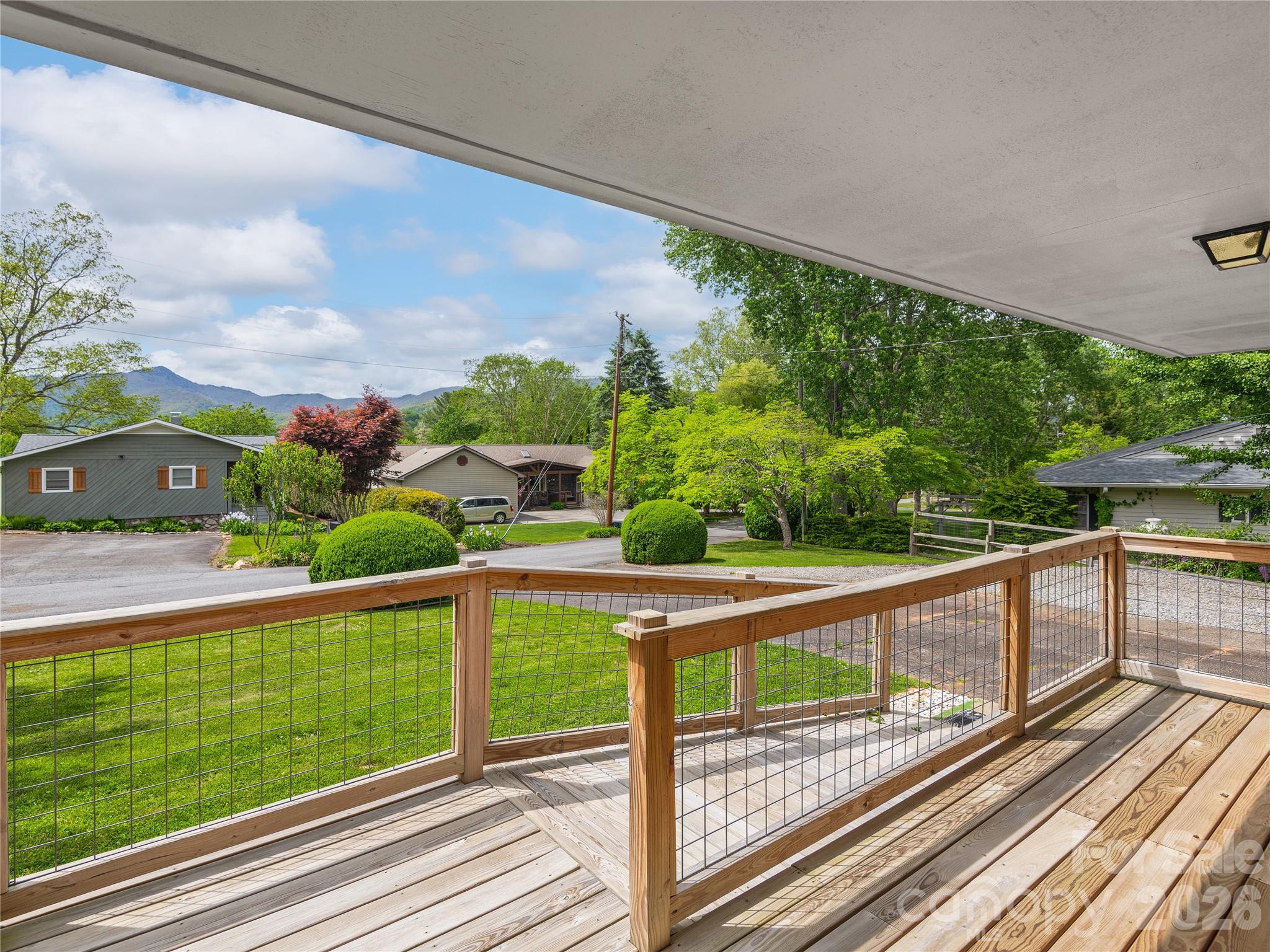 125 Playground Court — Waynesville