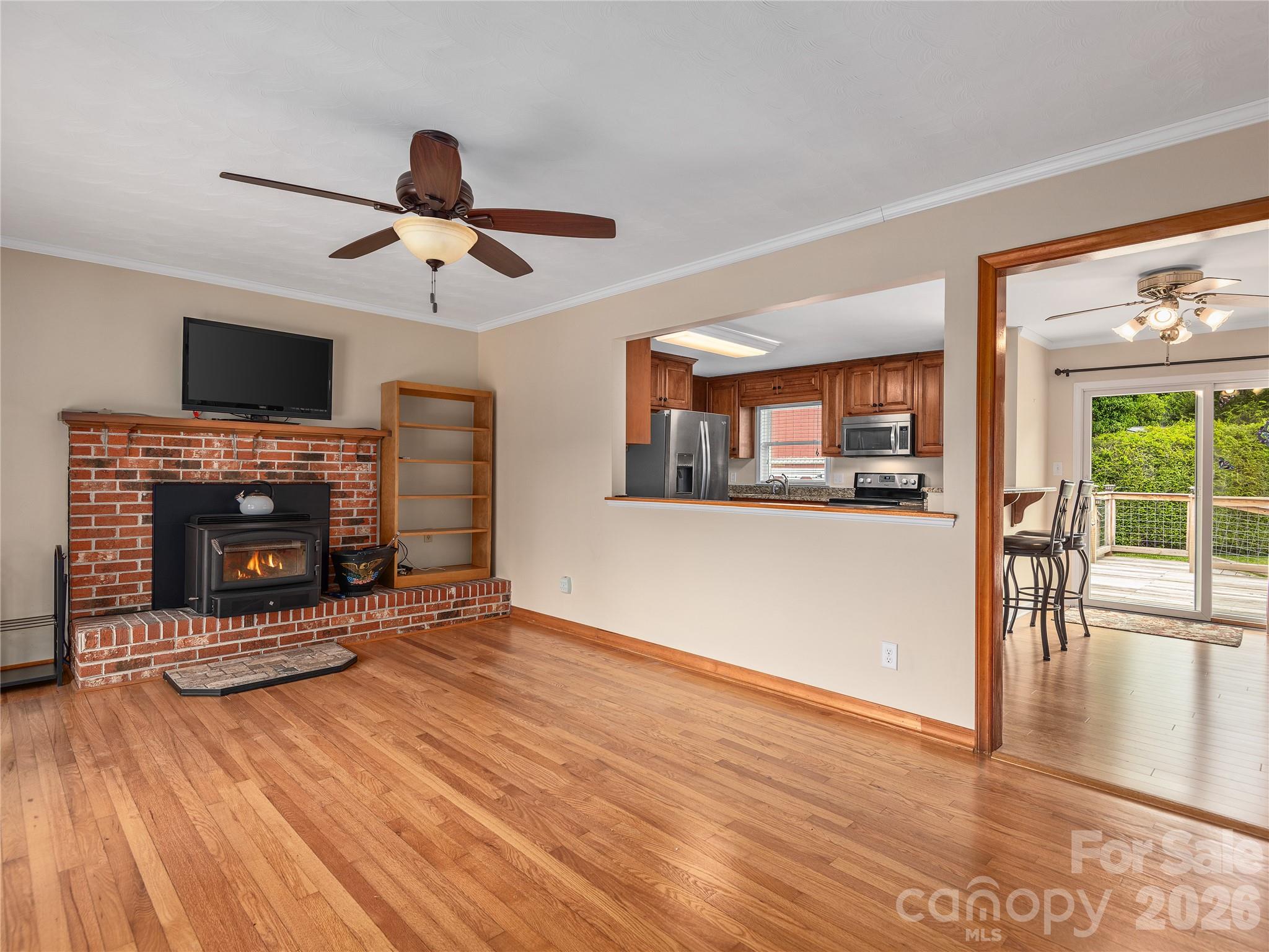 125 Playground Court — Waynesville