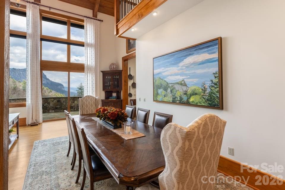 70 Norton Court — Highlands
