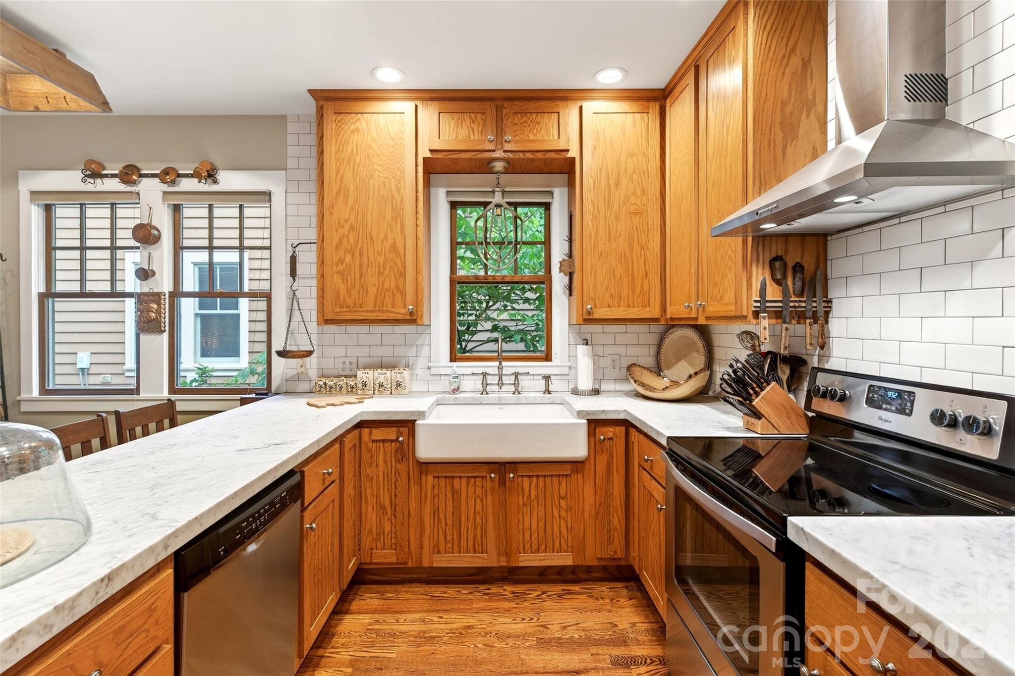 52 Cheshire Drive — Black Mountain