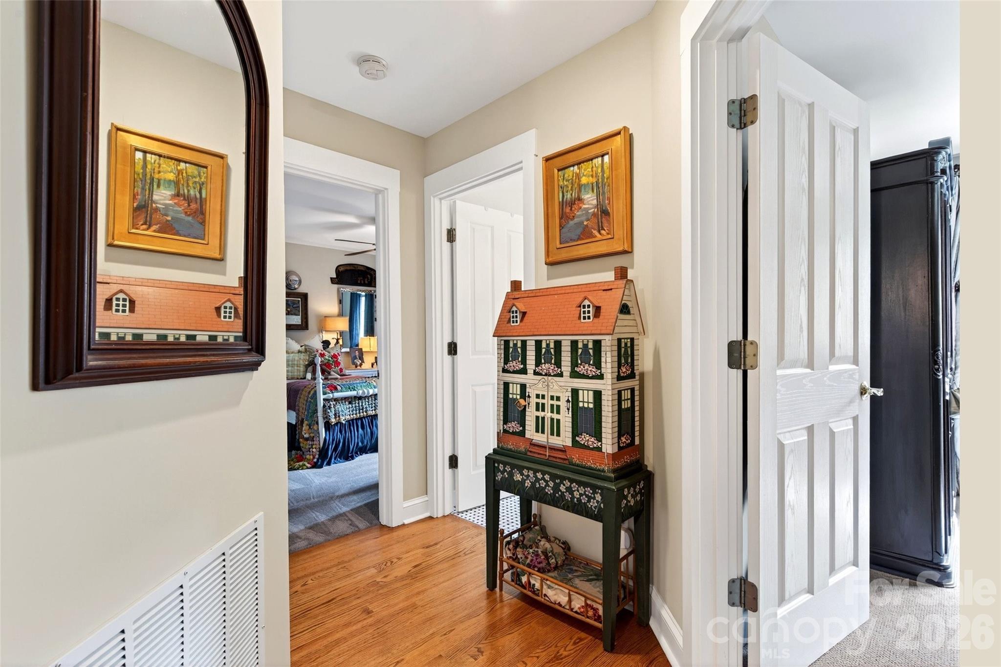 52 Cheshire Drive — Black Mountain