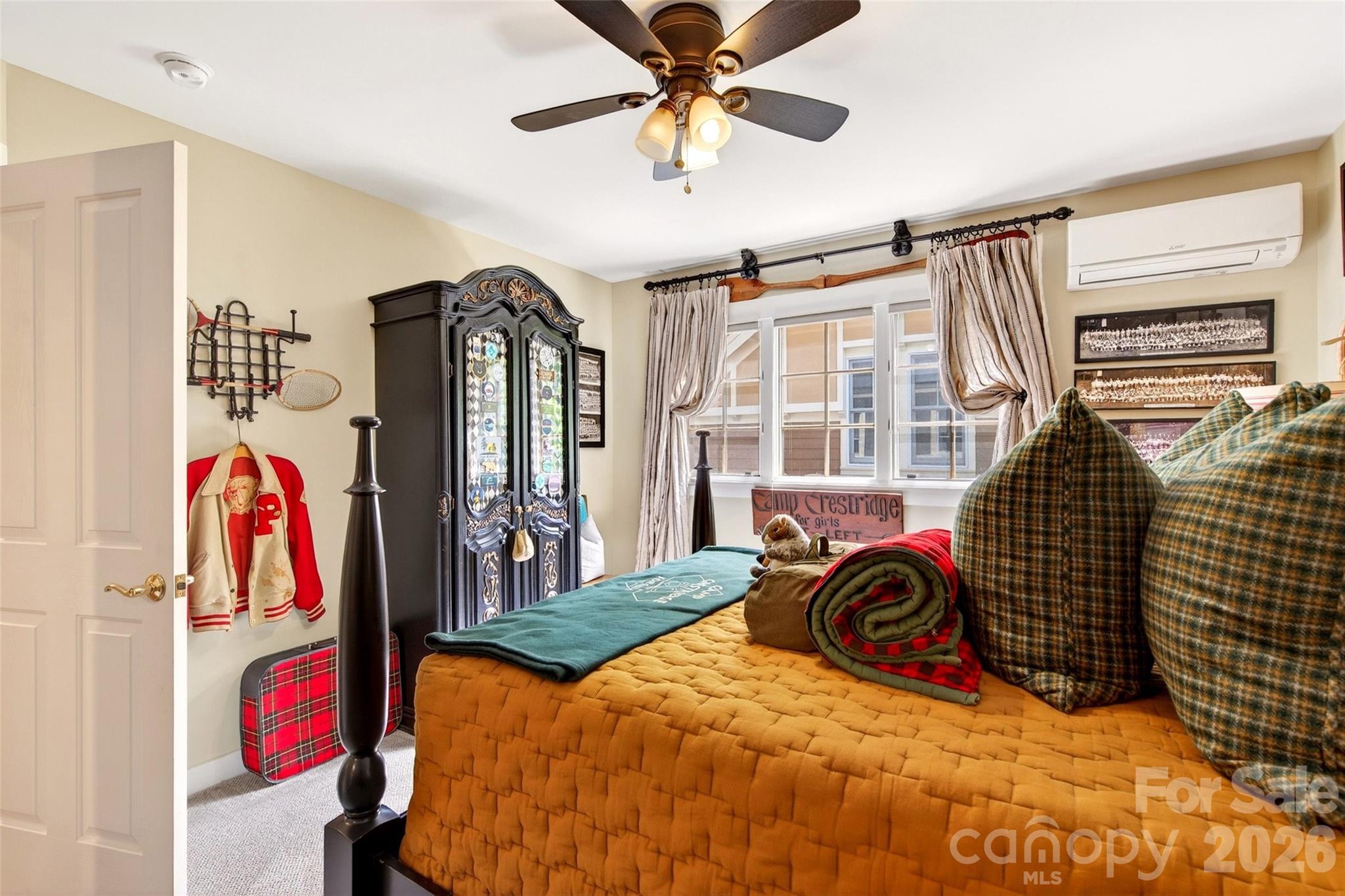 52 Cheshire Drive — Black Mountain