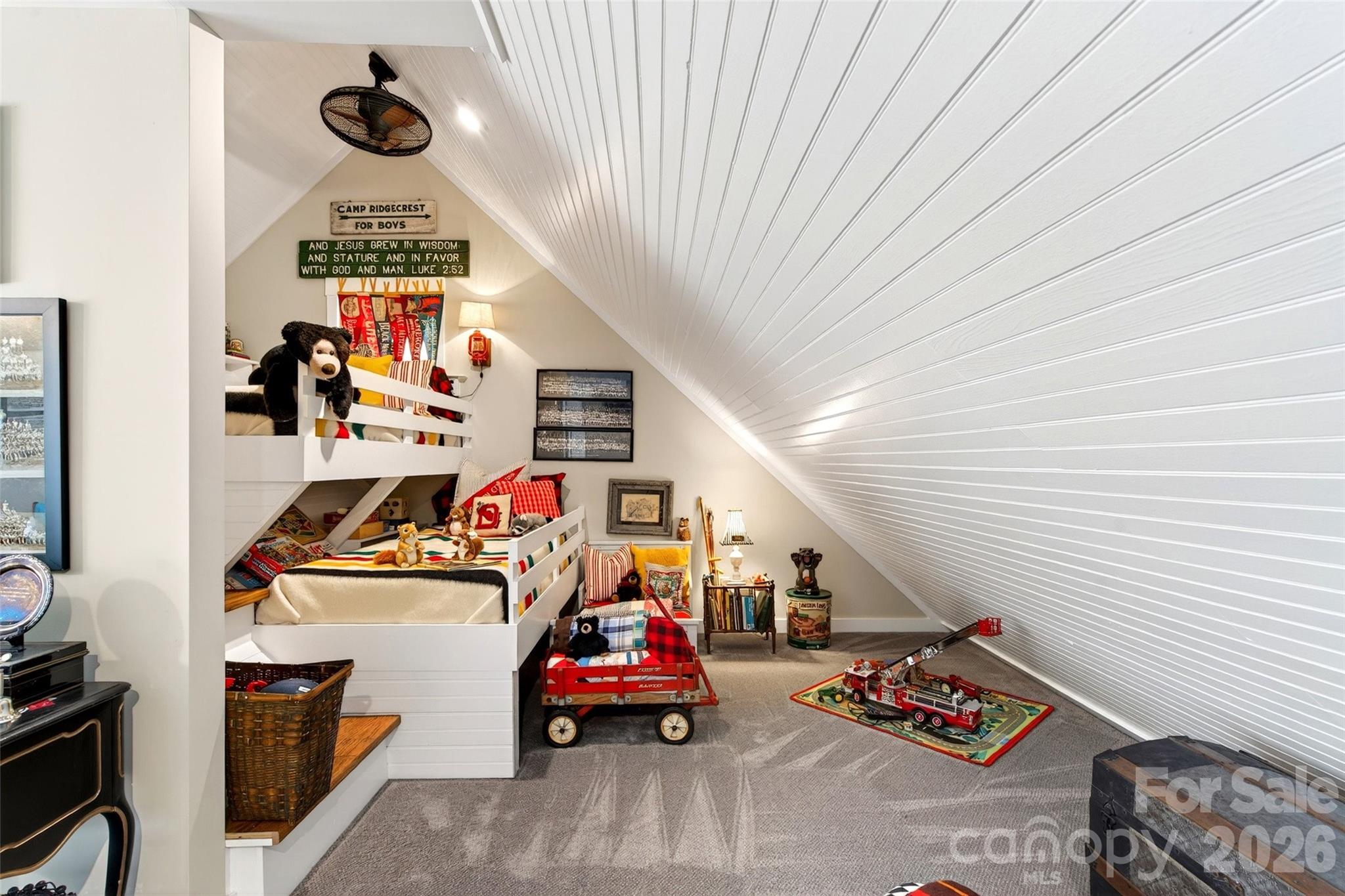 52 Cheshire Drive — Black Mountain