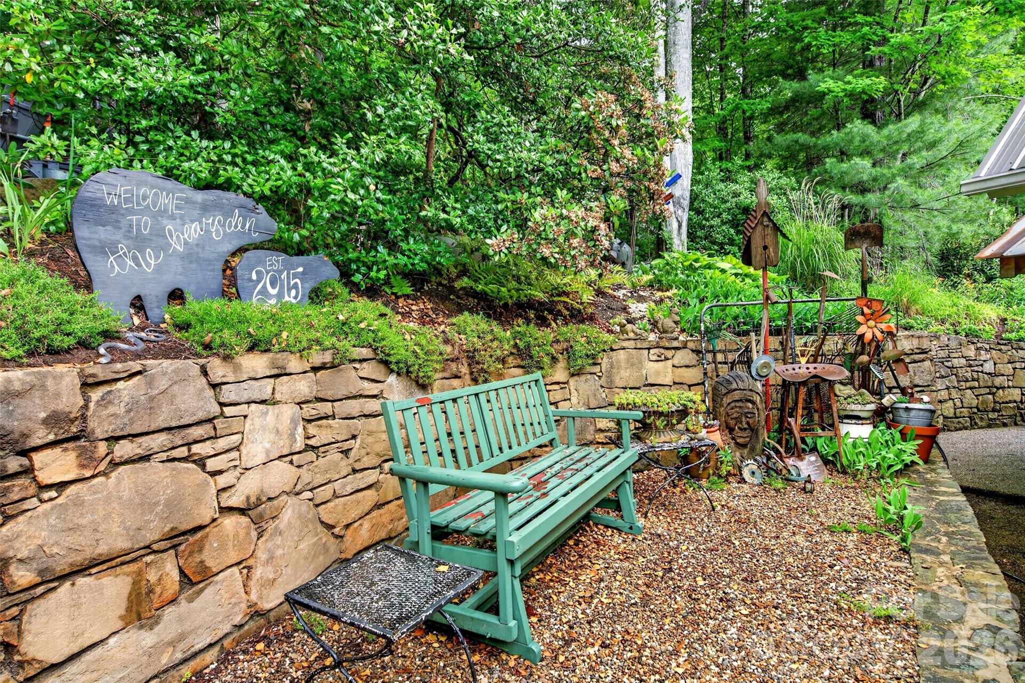 52 Cheshire Drive — Black Mountain