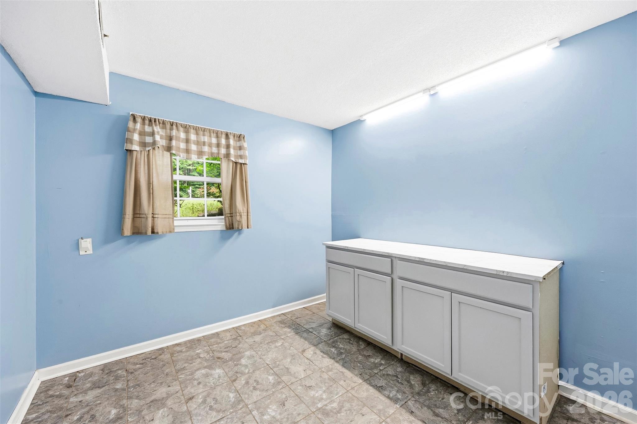 102 Stacybrook Drive SE — Concord