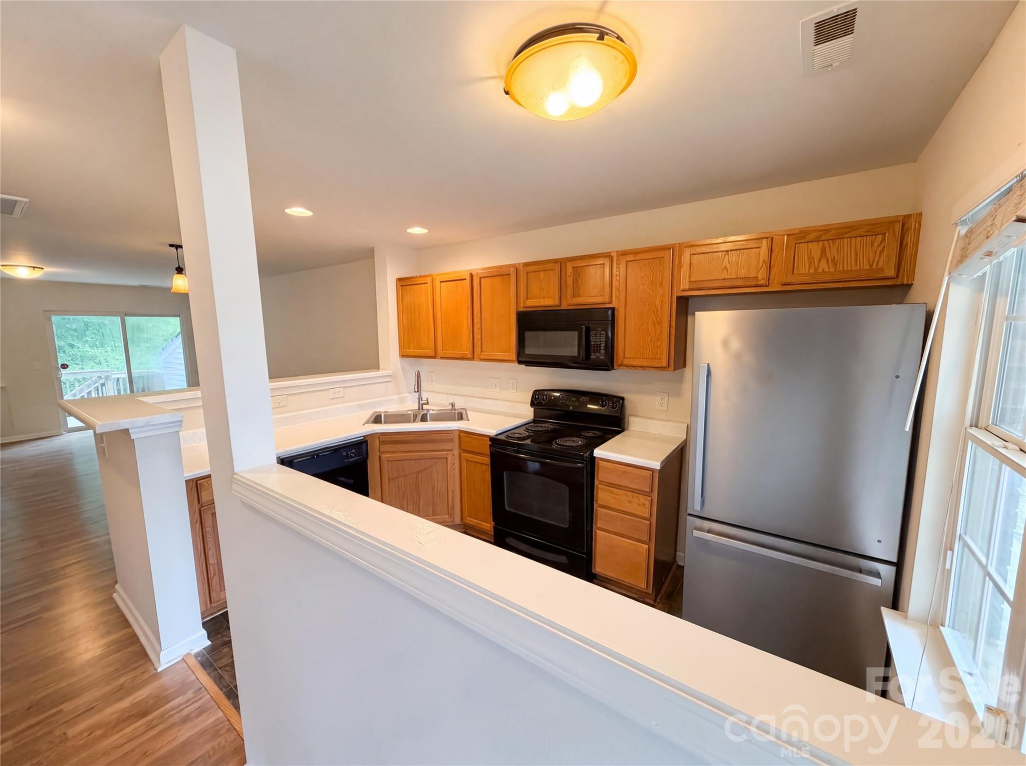 10114 Ballyclare Court — Charlotte