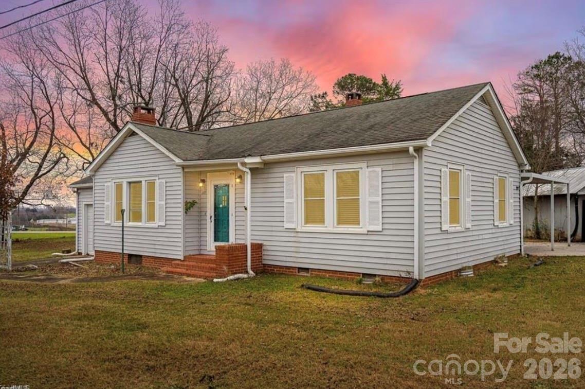 165 Lakeview Church Road — Linwood