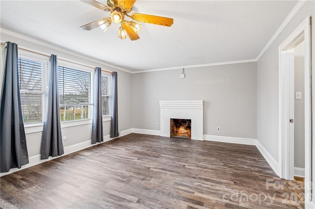 165 Lakeview Church Road — Linwood