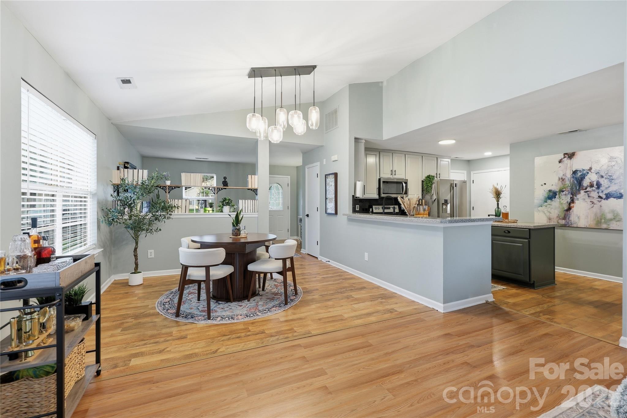 538 Railway Place SW — Concord