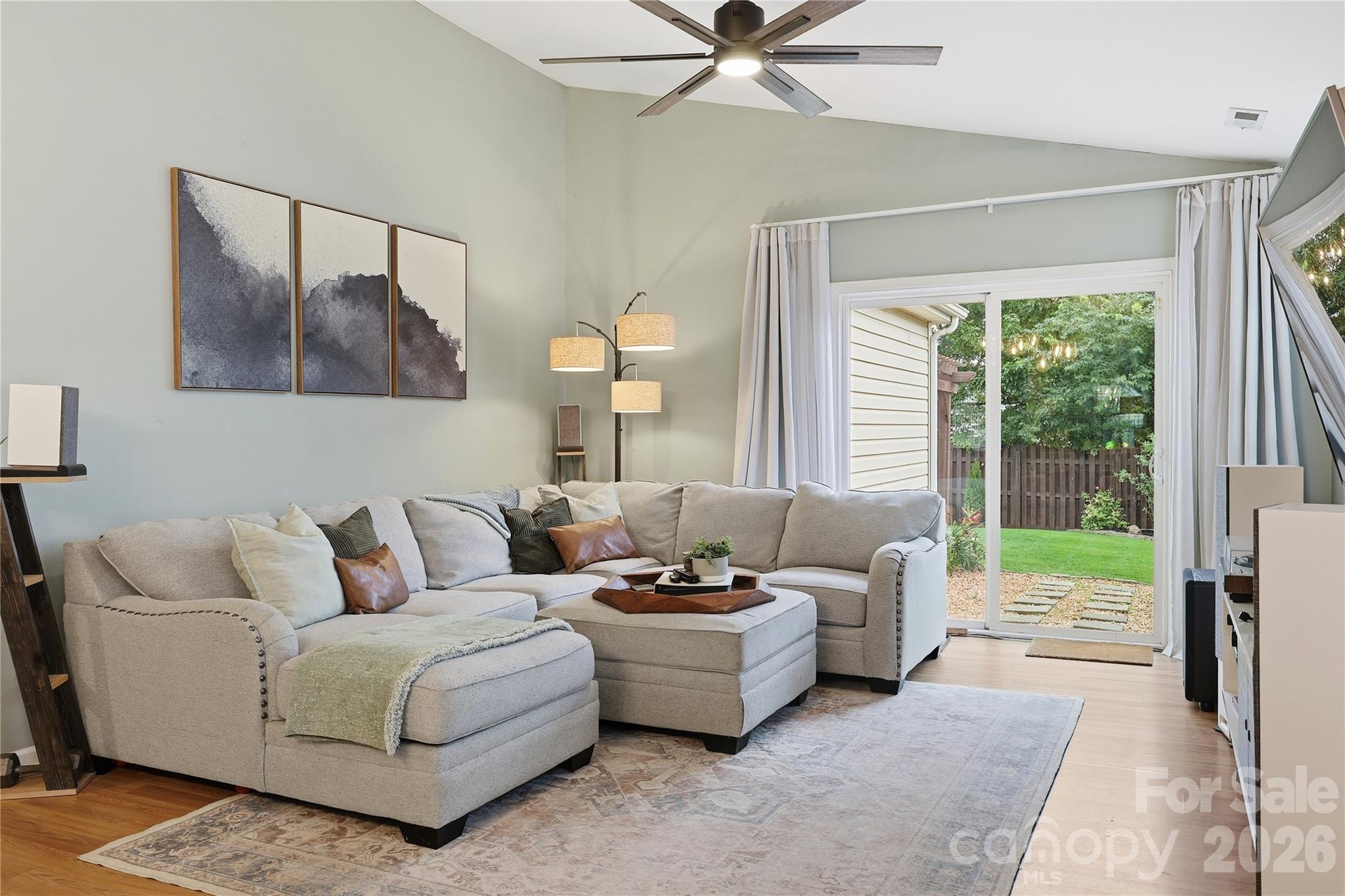 538 Railway Place SW — Concord