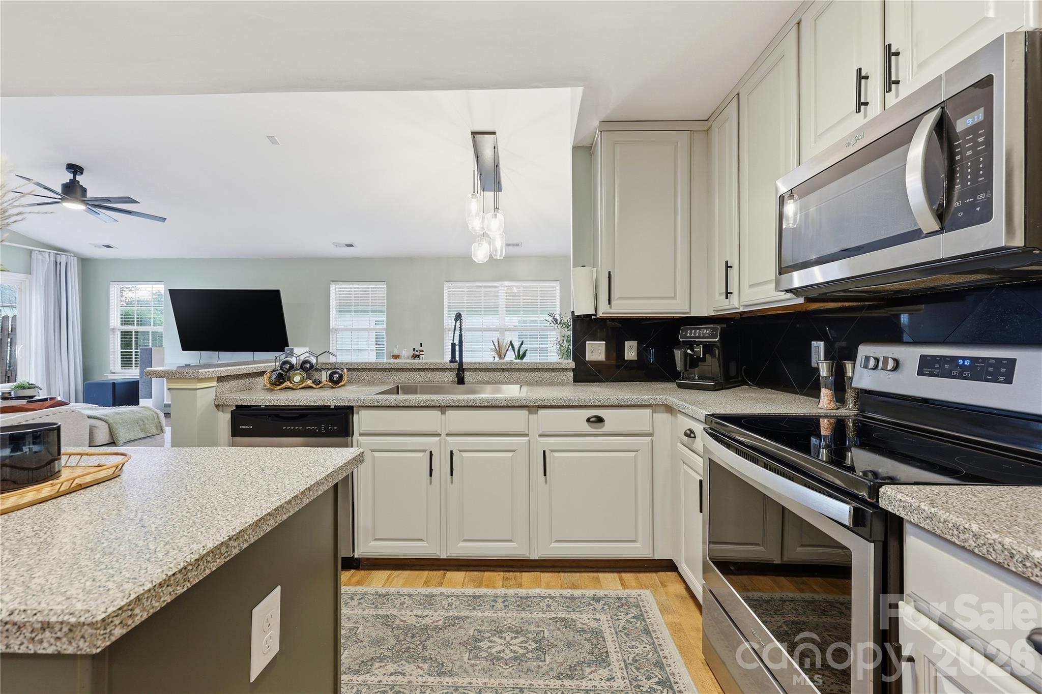 538 Railway Place SW — Concord