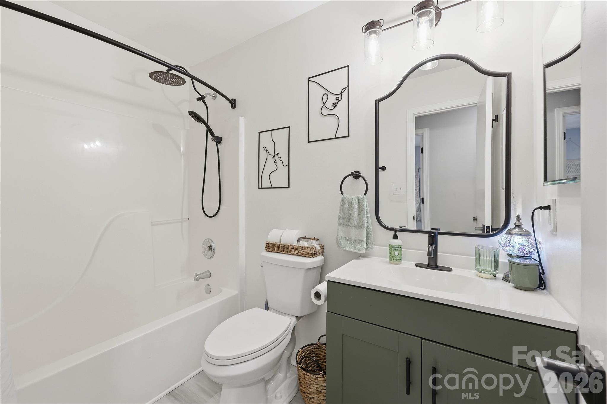 538 Railway Place SW — Concord