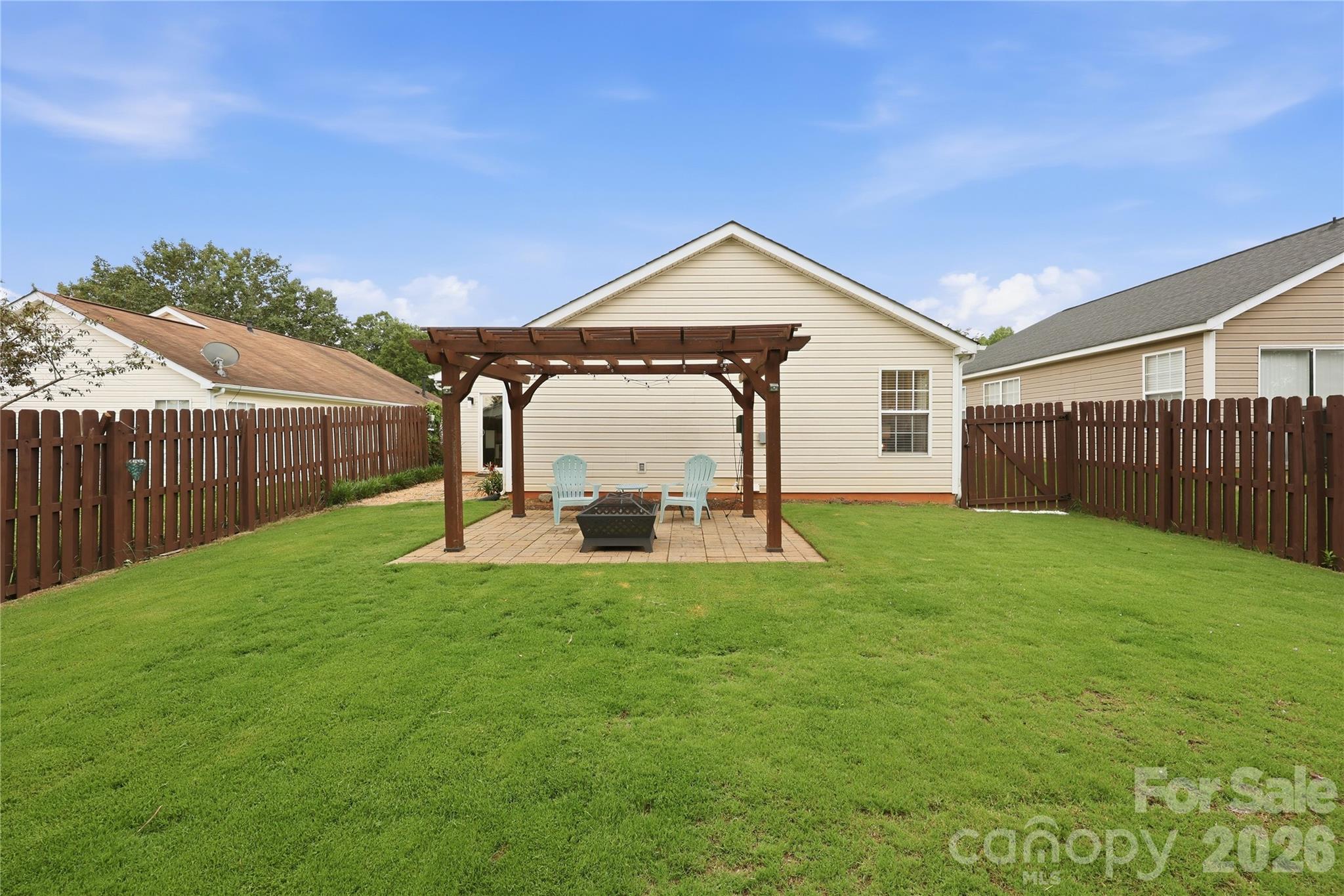 538 Railway Place SW — Concord