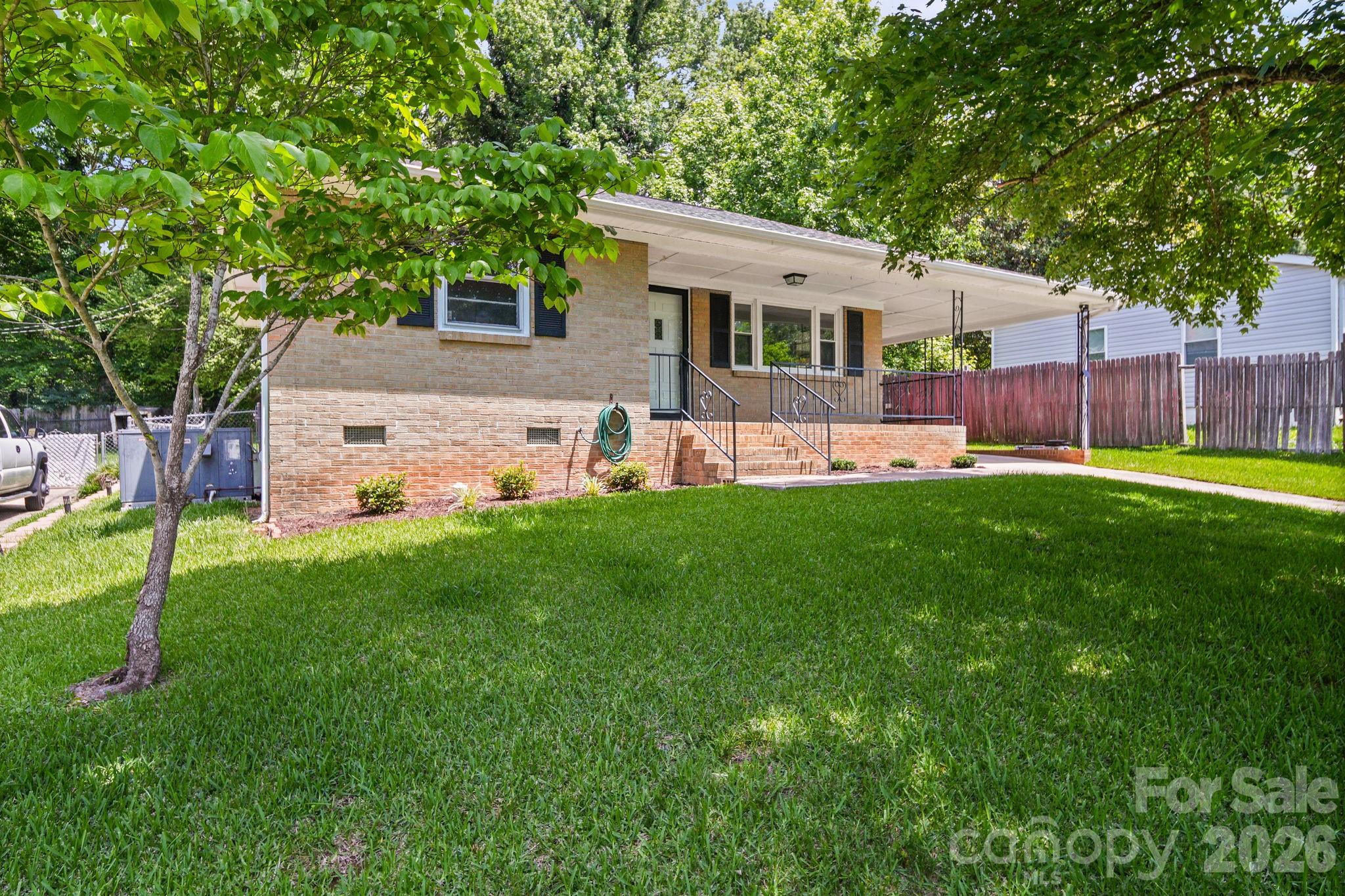 240 Nila Dawn Avenue — Gastonia