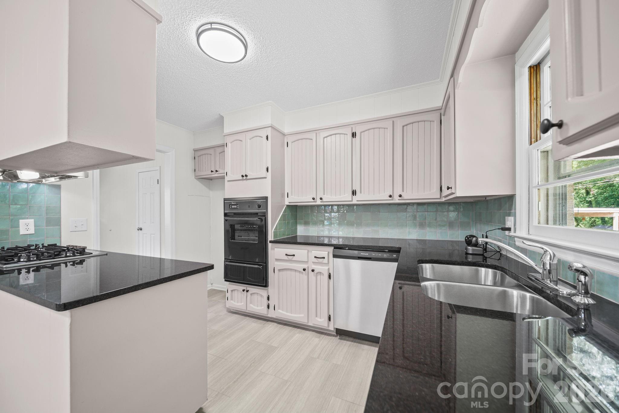 240 Nila Dawn Avenue — Gastonia