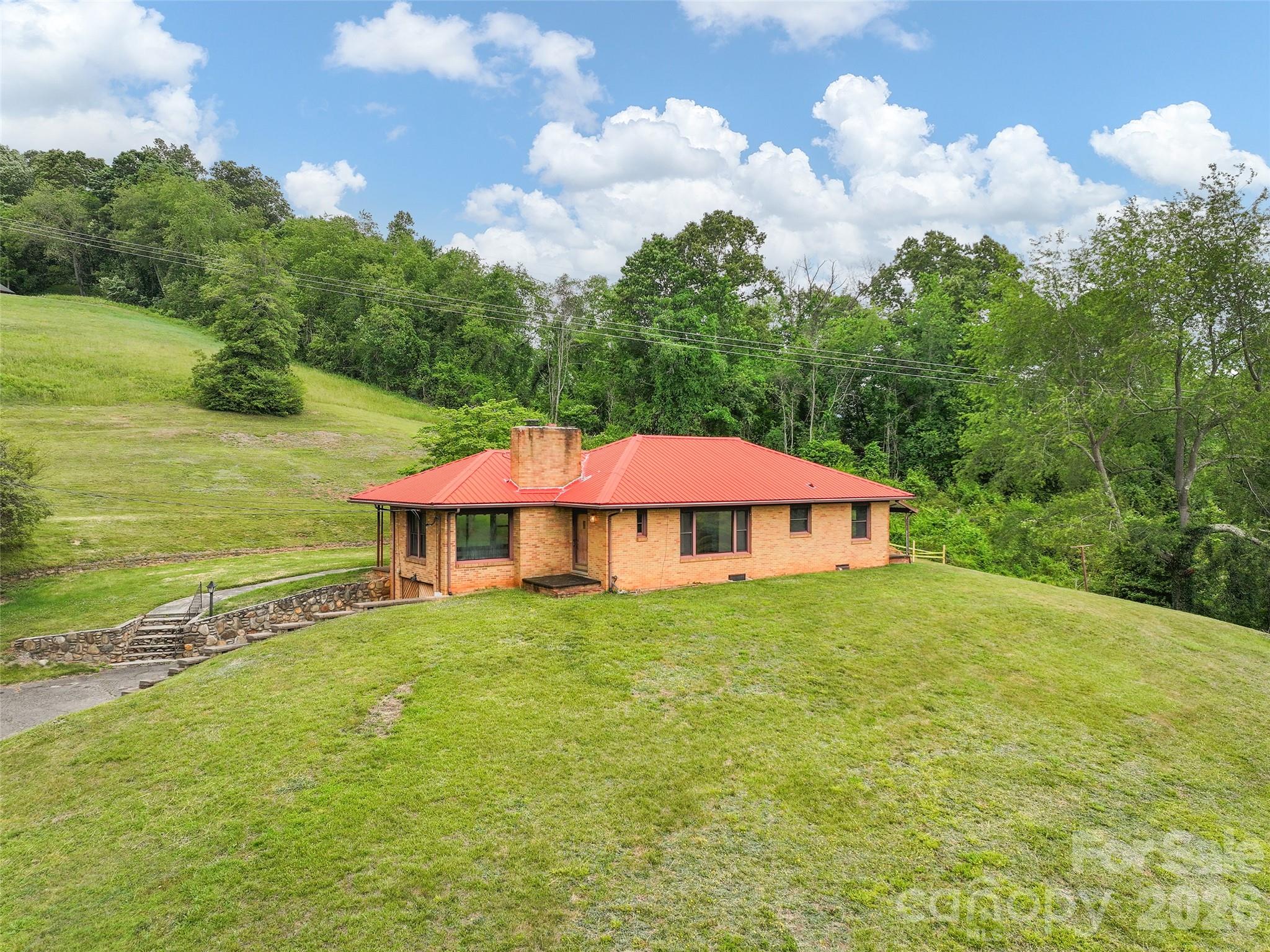 21 Beaverdam Road — Canton