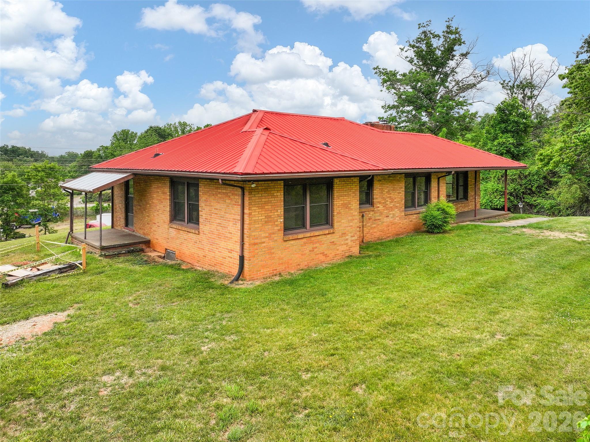21 Beaverdam Road — Canton