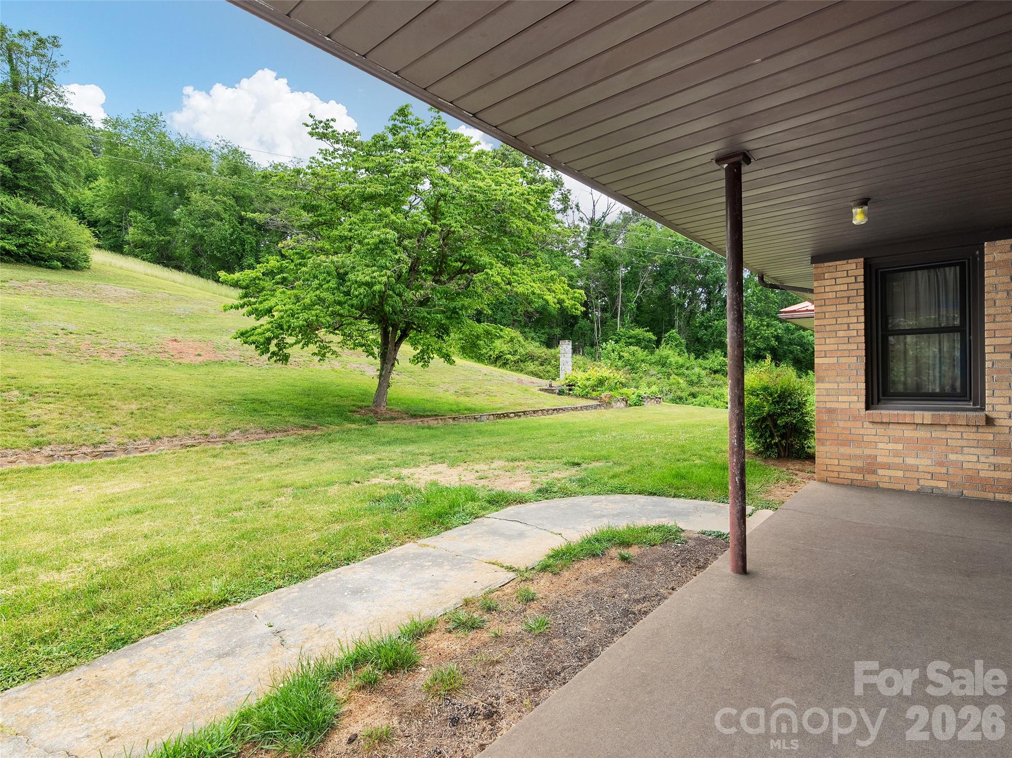 21 Beaverdam Road — Canton