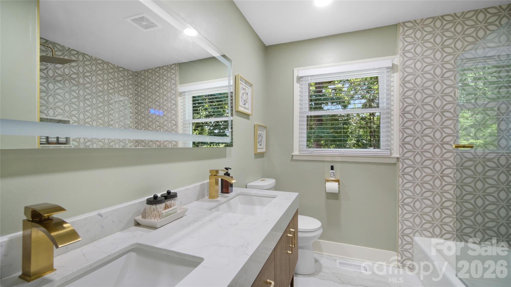 1634 Lumarka Drive — Charlotte