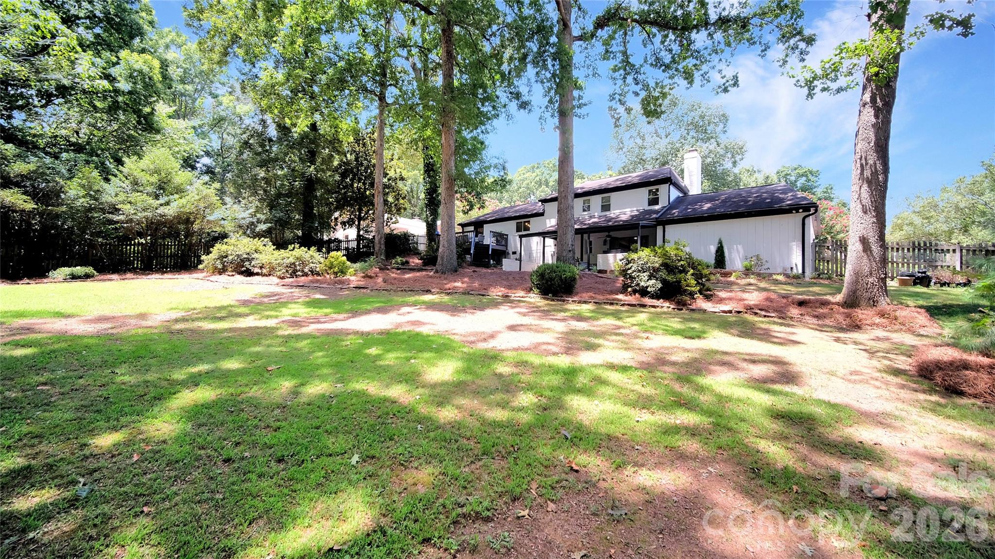 1634 Lumarka Drive — Charlotte