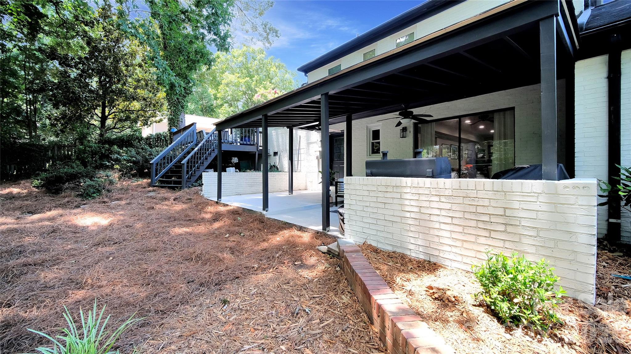 1634 Lumarka Drive — Charlotte