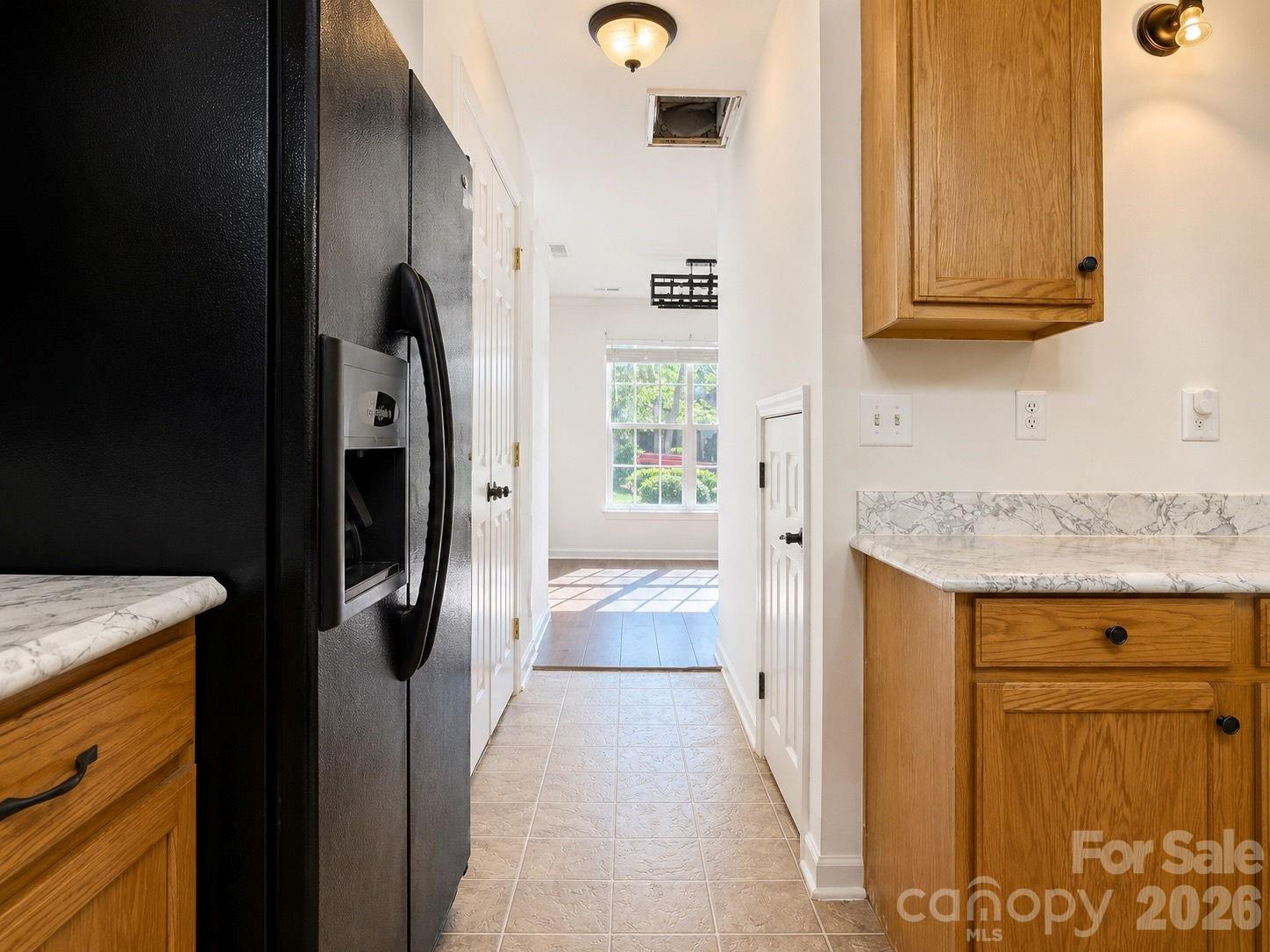 7638 Black Hawk Lane — Tega Cay