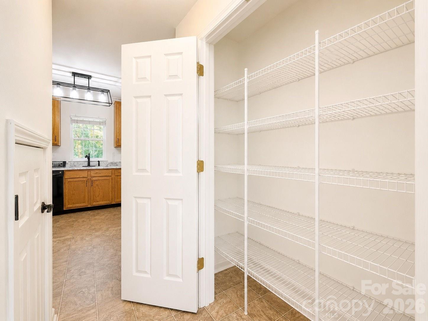 7638 Black Hawk Lane — Tega Cay