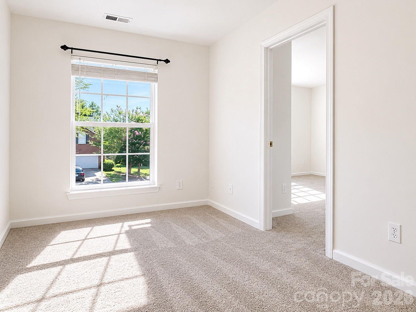 7638 Black Hawk Lane — Tega Cay