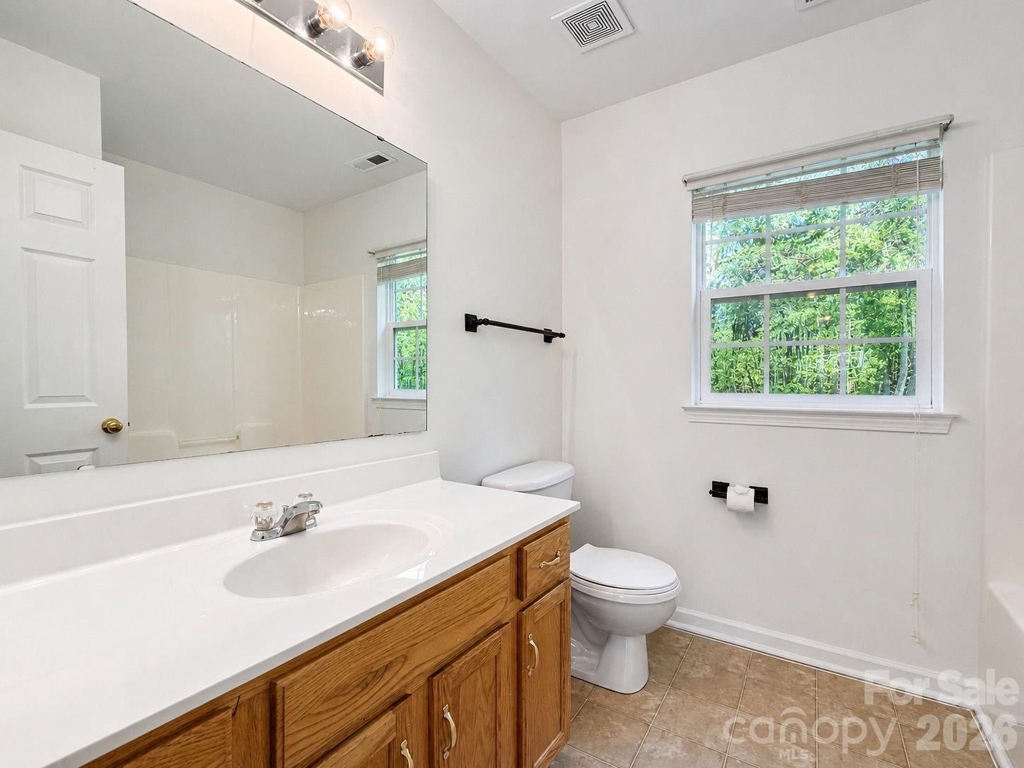 7638 Black Hawk Lane — Tega Cay