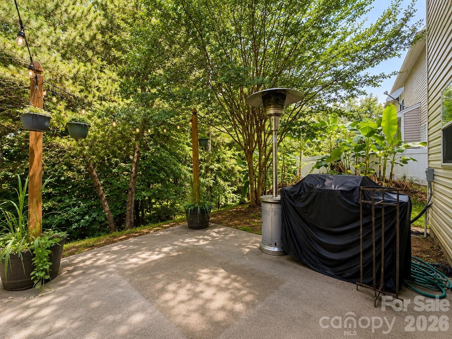 7638 Black Hawk Lane — Tega Cay