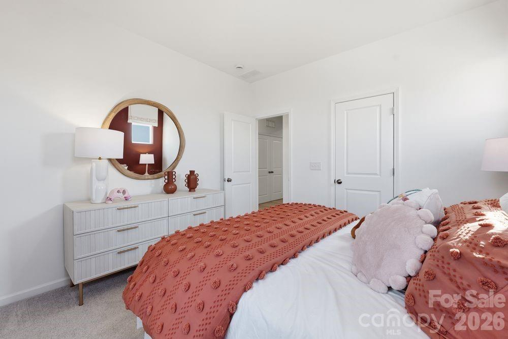 21225 Lake Run Drive — Charlotte