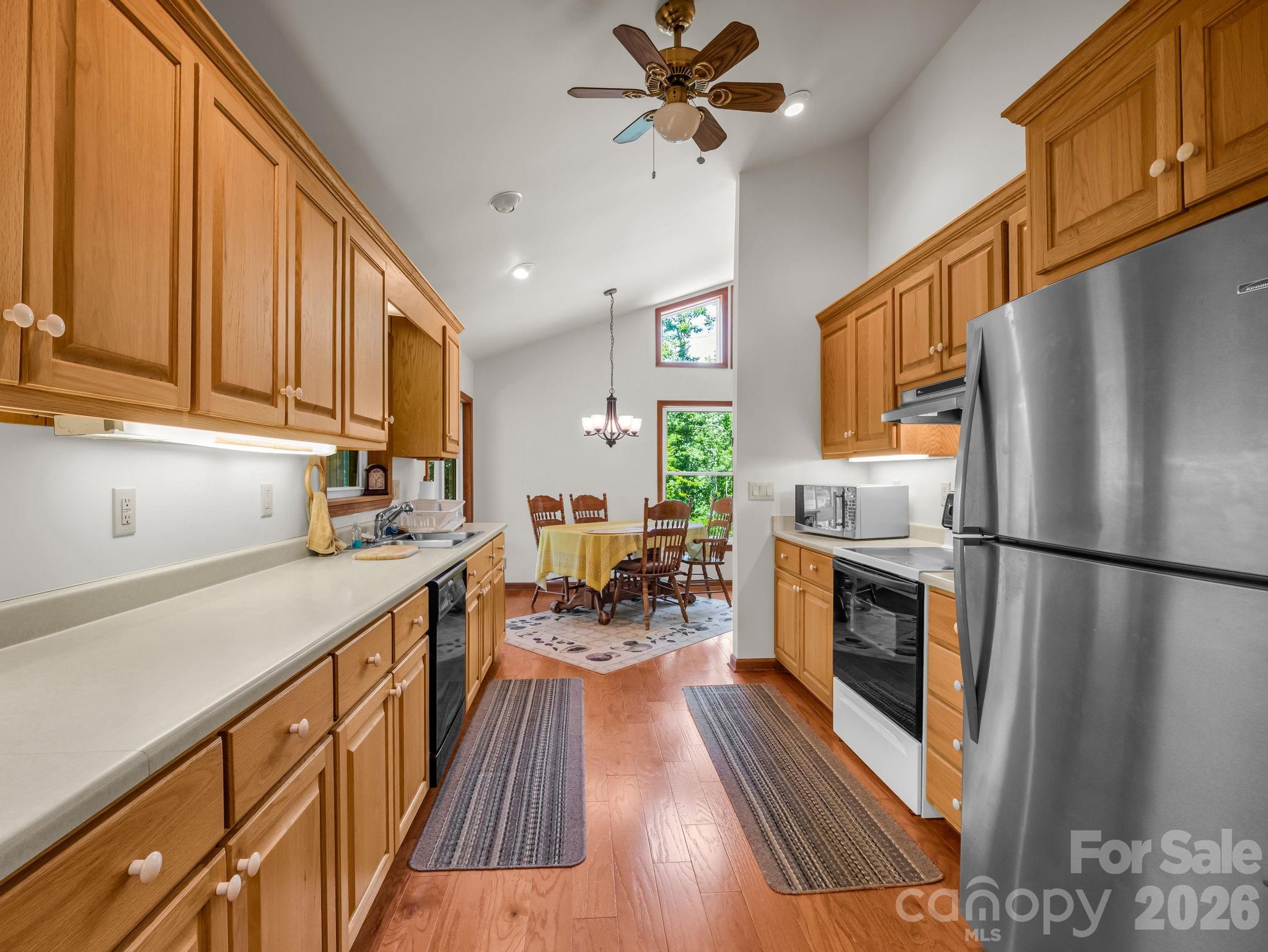 1943 Landrum Road — Columbus