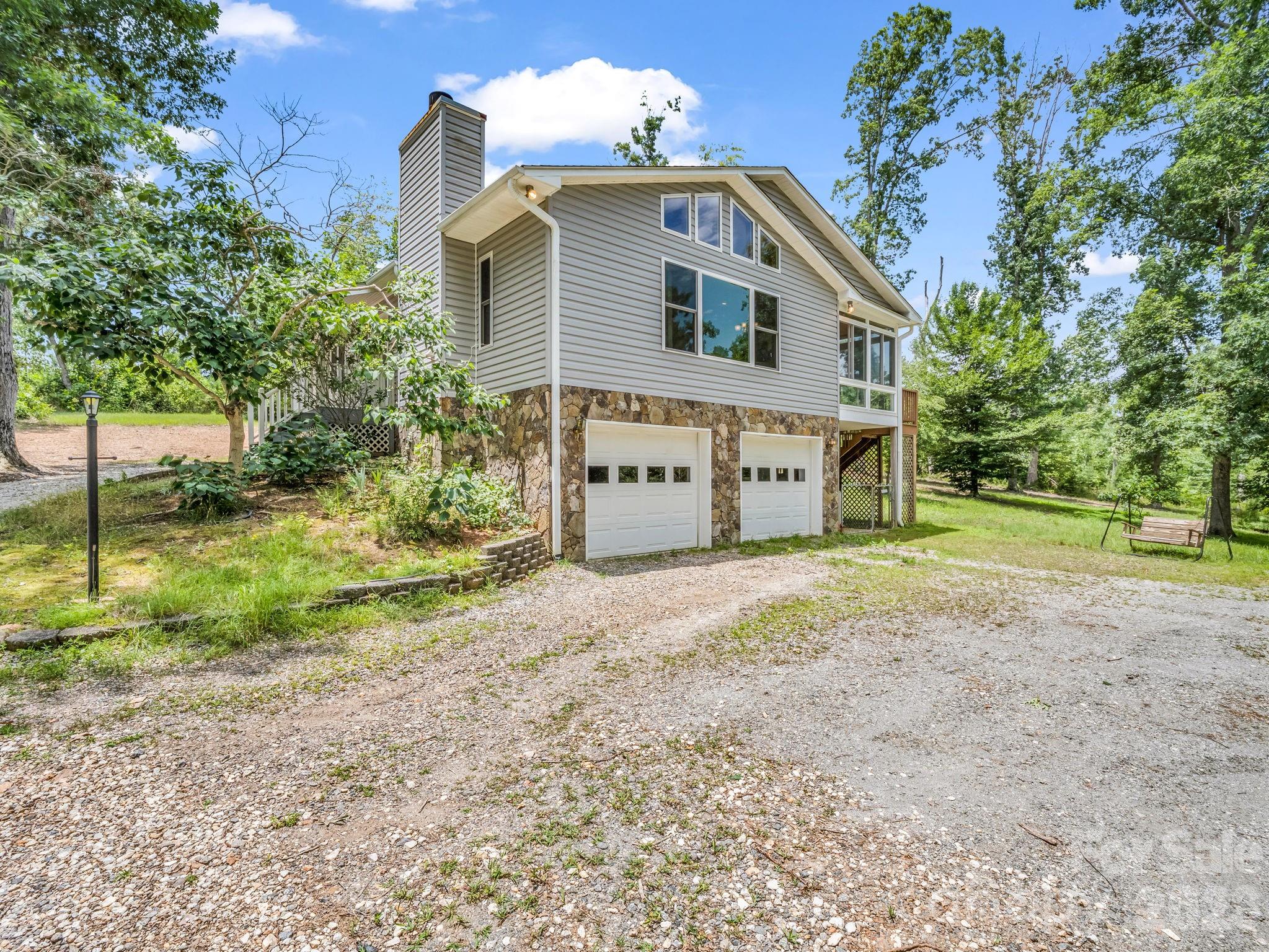 1943 Landrum Road — Columbus