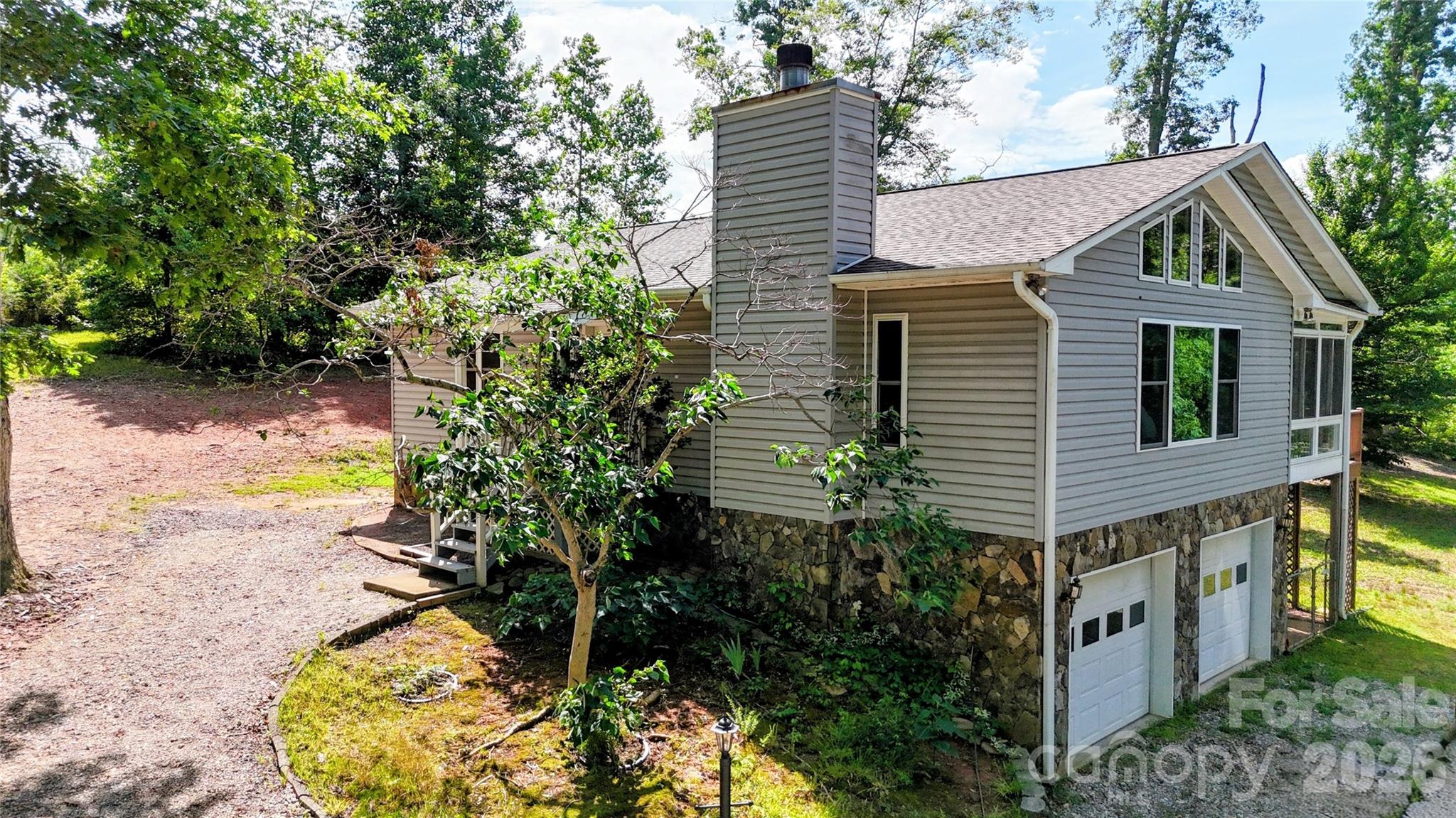 1943 Landrum Road — Columbus