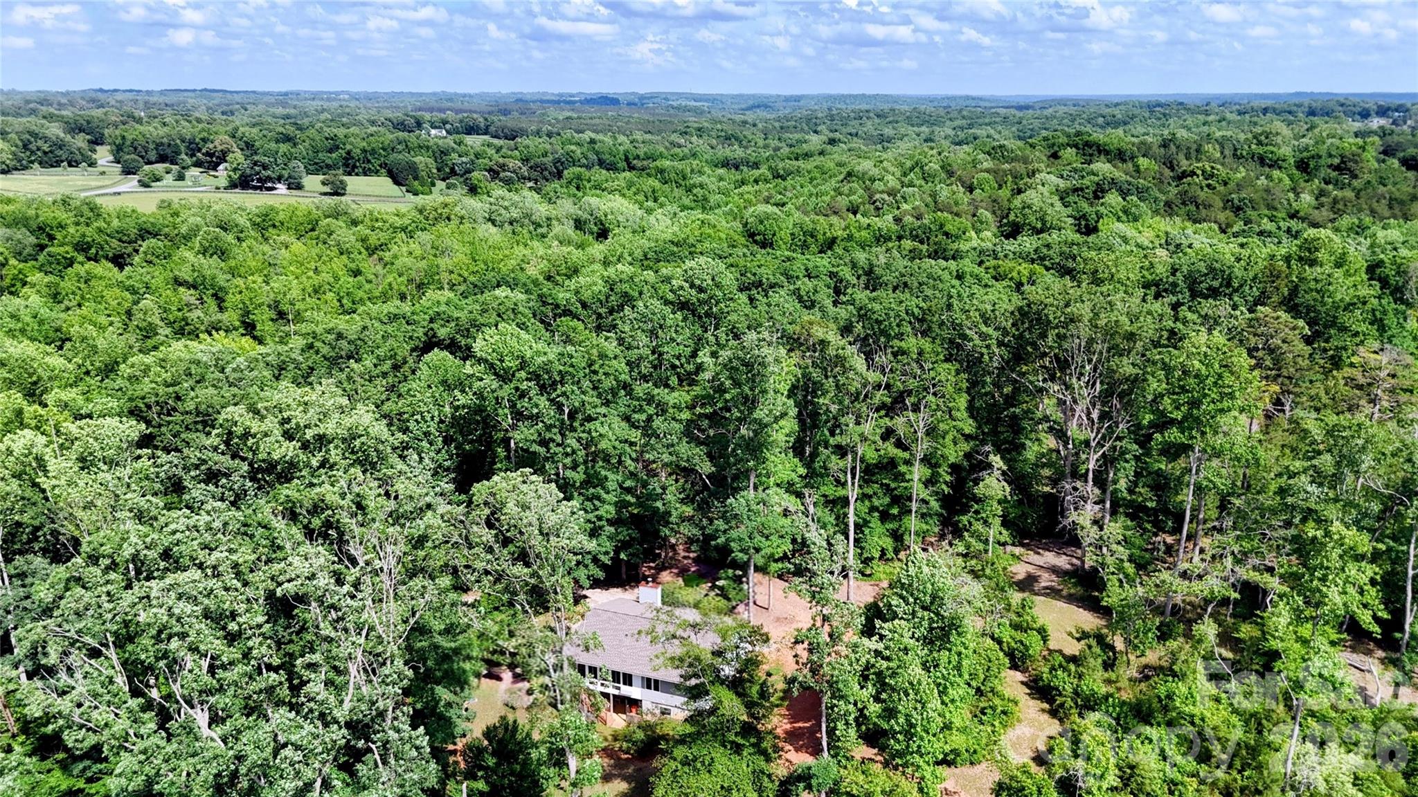 1943 Landrum Road — Columbus