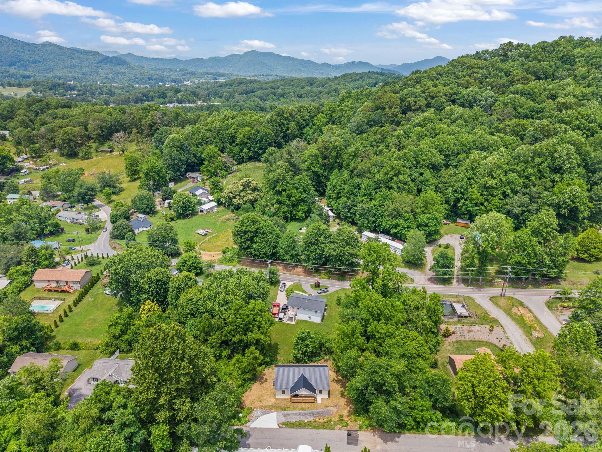 311 Farley Street — Waynesville