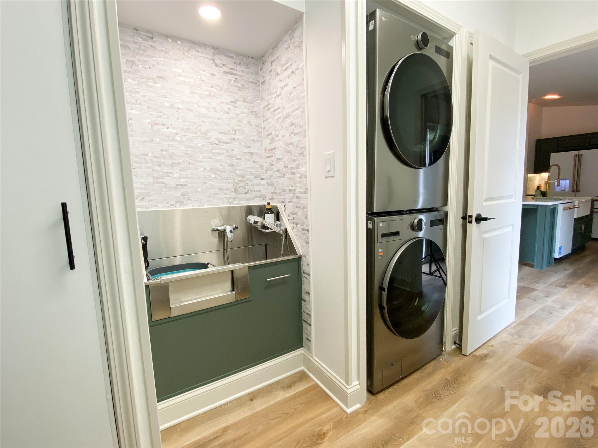 7858 Blackwood Road — Denver