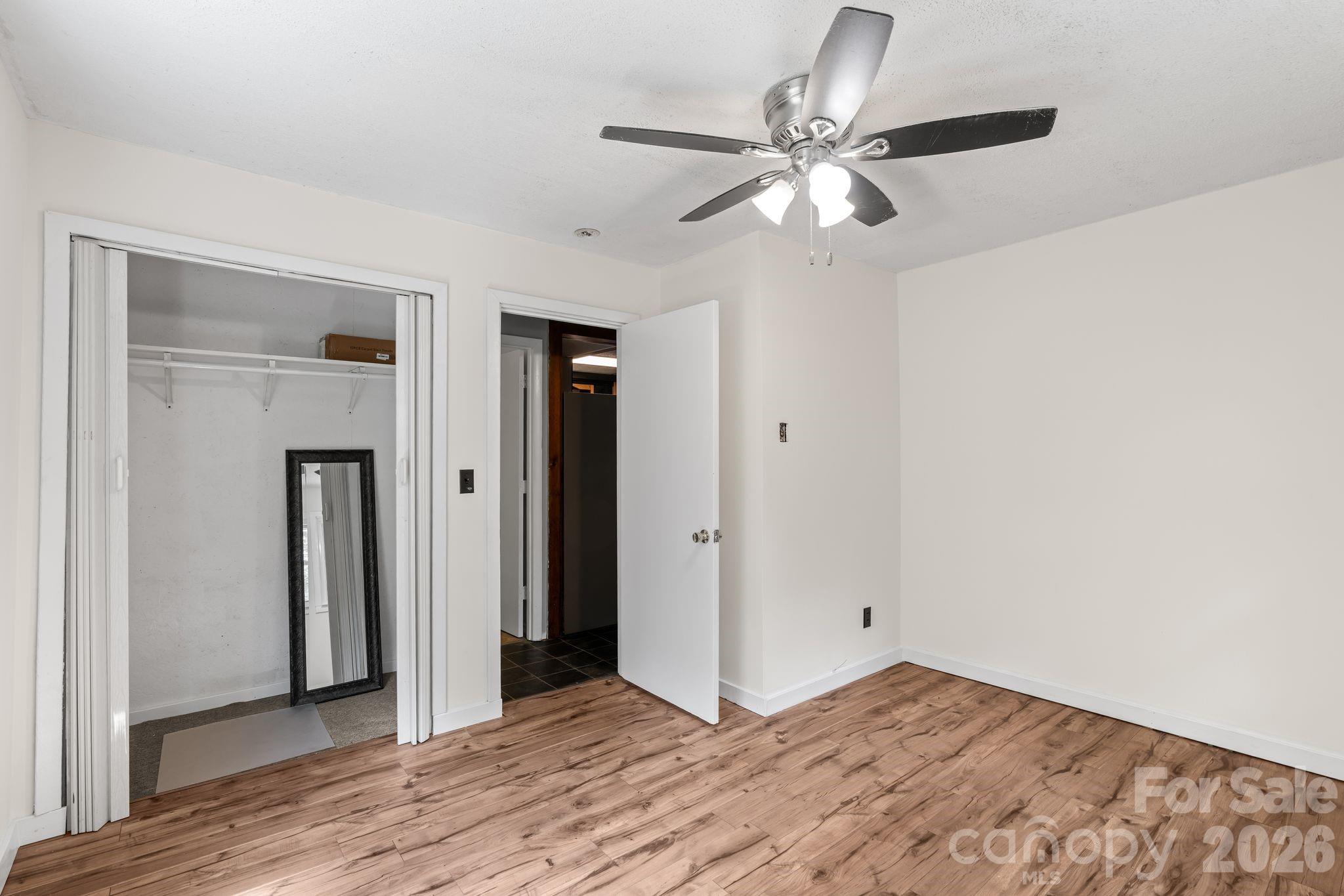 177 E Poplar Drive — Hendersonville